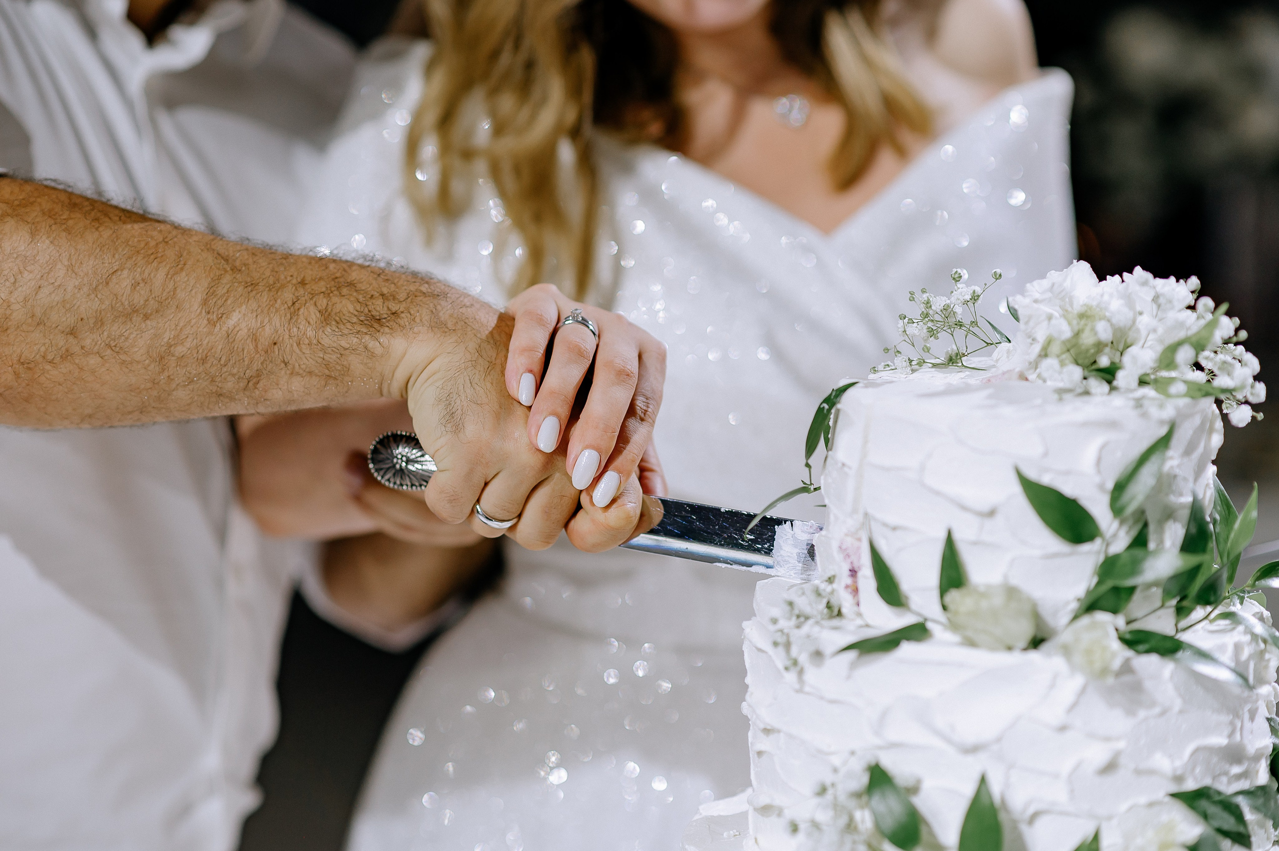 Свадебная фотосессия и выездная регистрация в Artiland. Свадебный фотограф Москва — Сергей и Татьяна