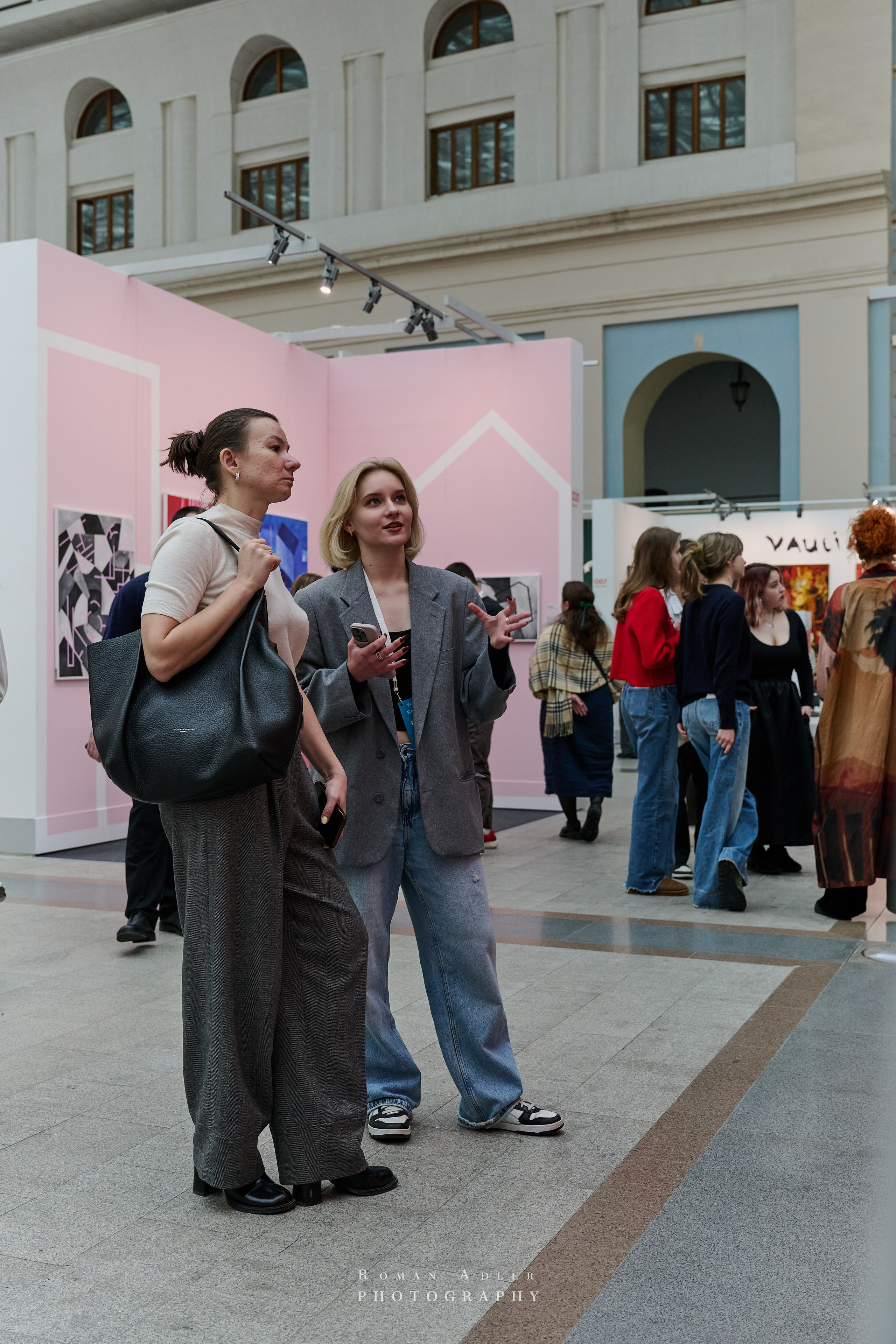 ART RUSSIA 2025. Фотограф Роман Адлер