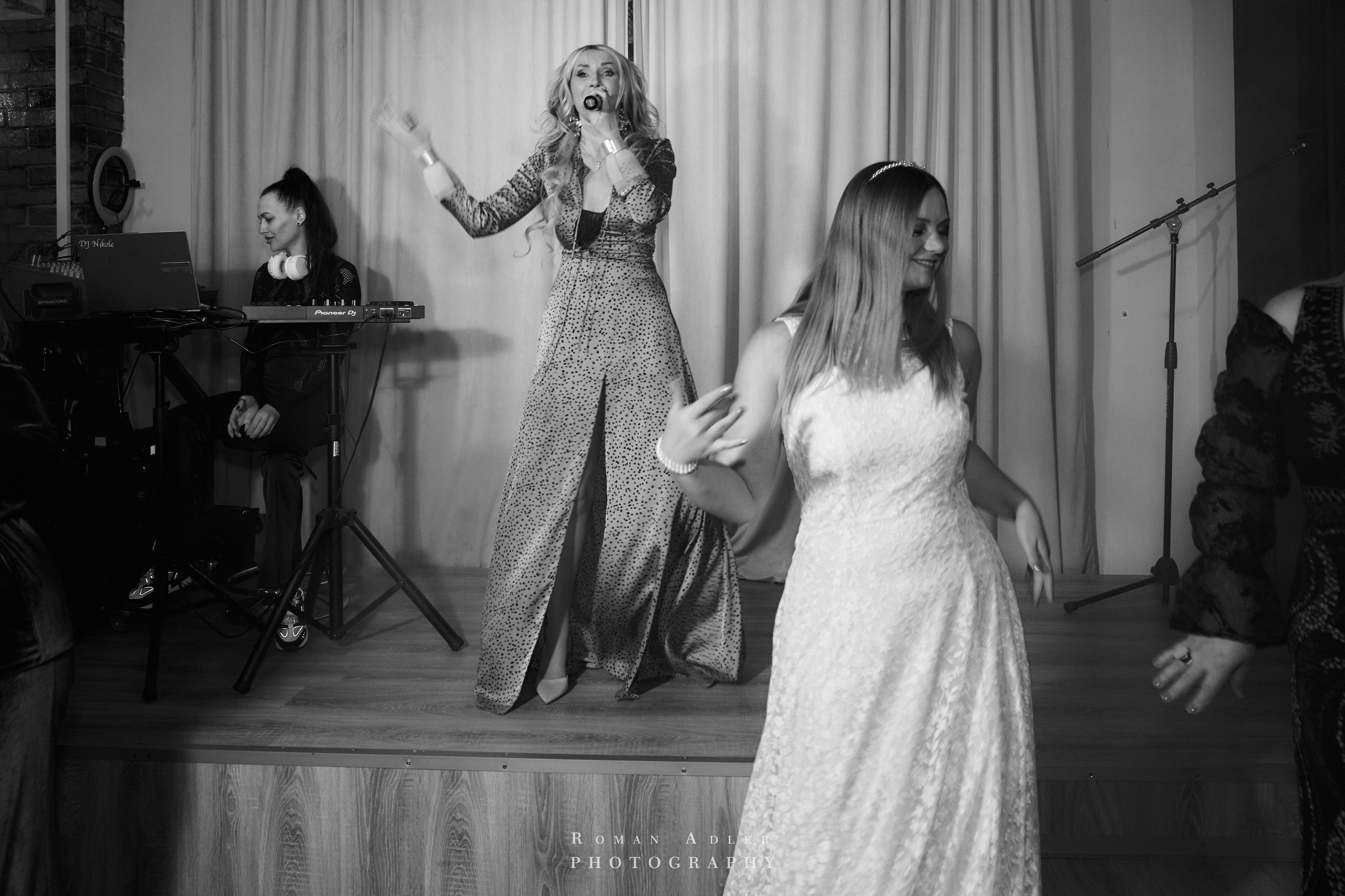 Концерт Марики (группа Стрелки). Фотограф Роман Адлер