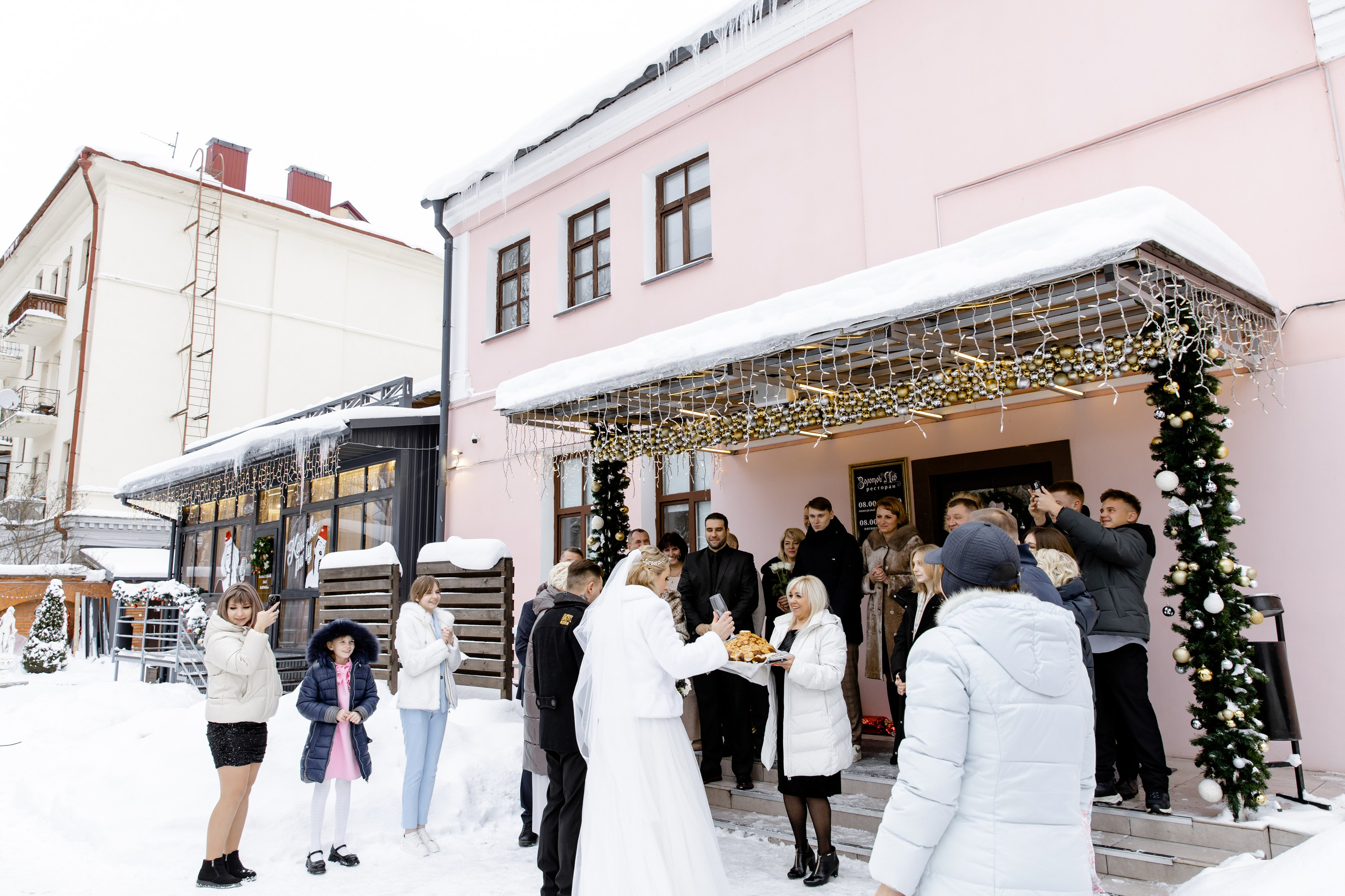 Свадебный день Артёма и Вики. Свадебный фотограф Анна Бабахина