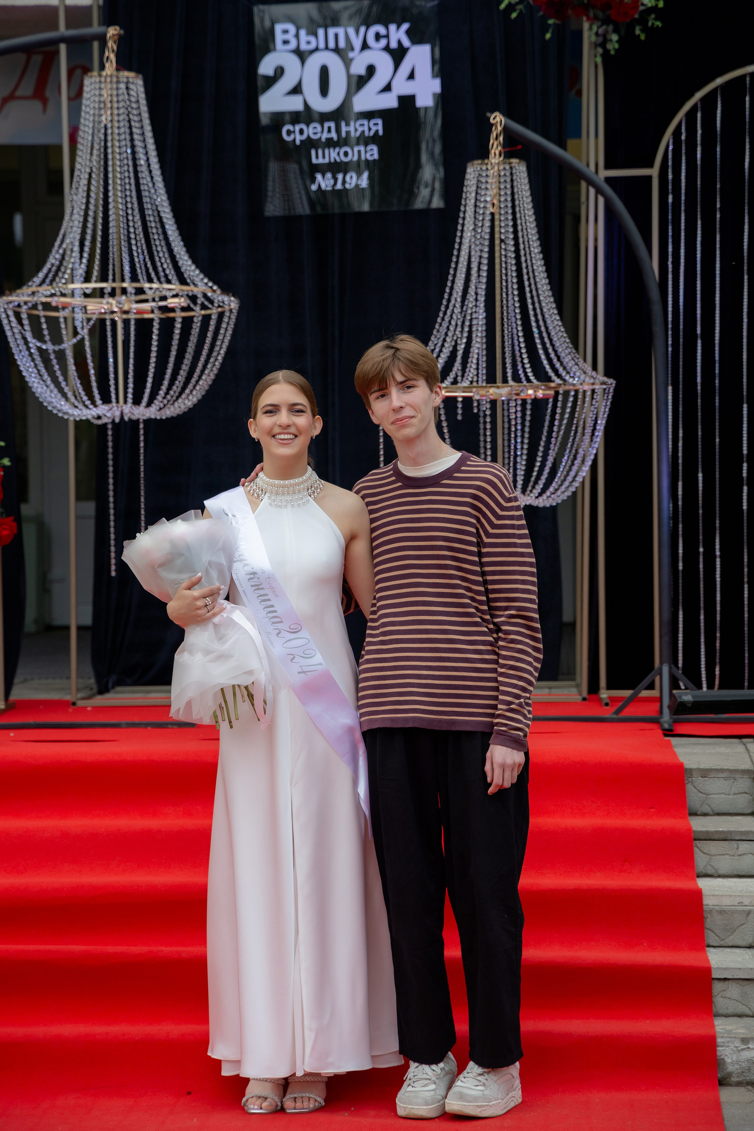 Школьный выпускной 2024 год в Соколе (Минск). Свадебный фотограф в Минске/Беларуси Сергей Спиридонов