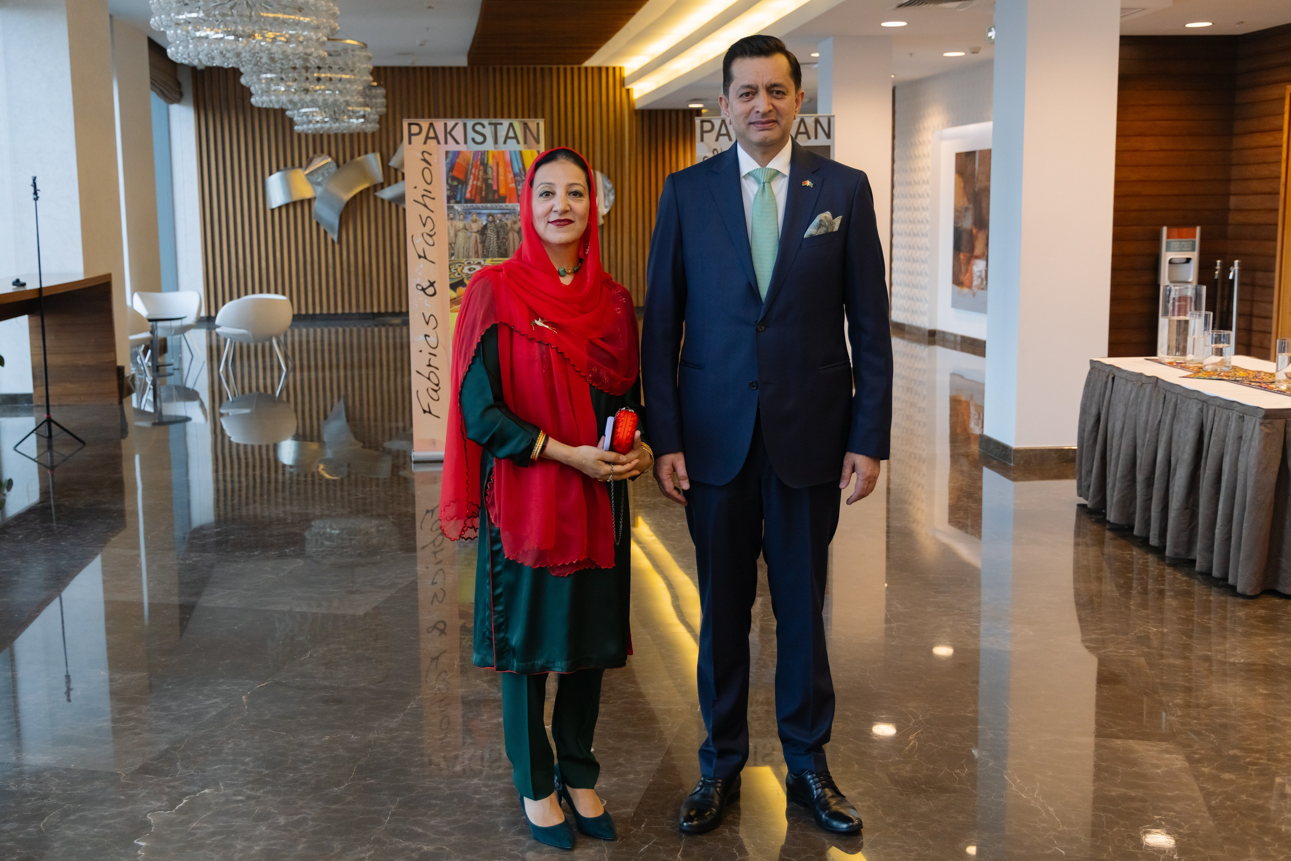 Фотосъемка делегации Пакистана в Беларуси в отеле Марриотт. Свадебный фотограф в Минске/Беларуси Сергей Спиридонов