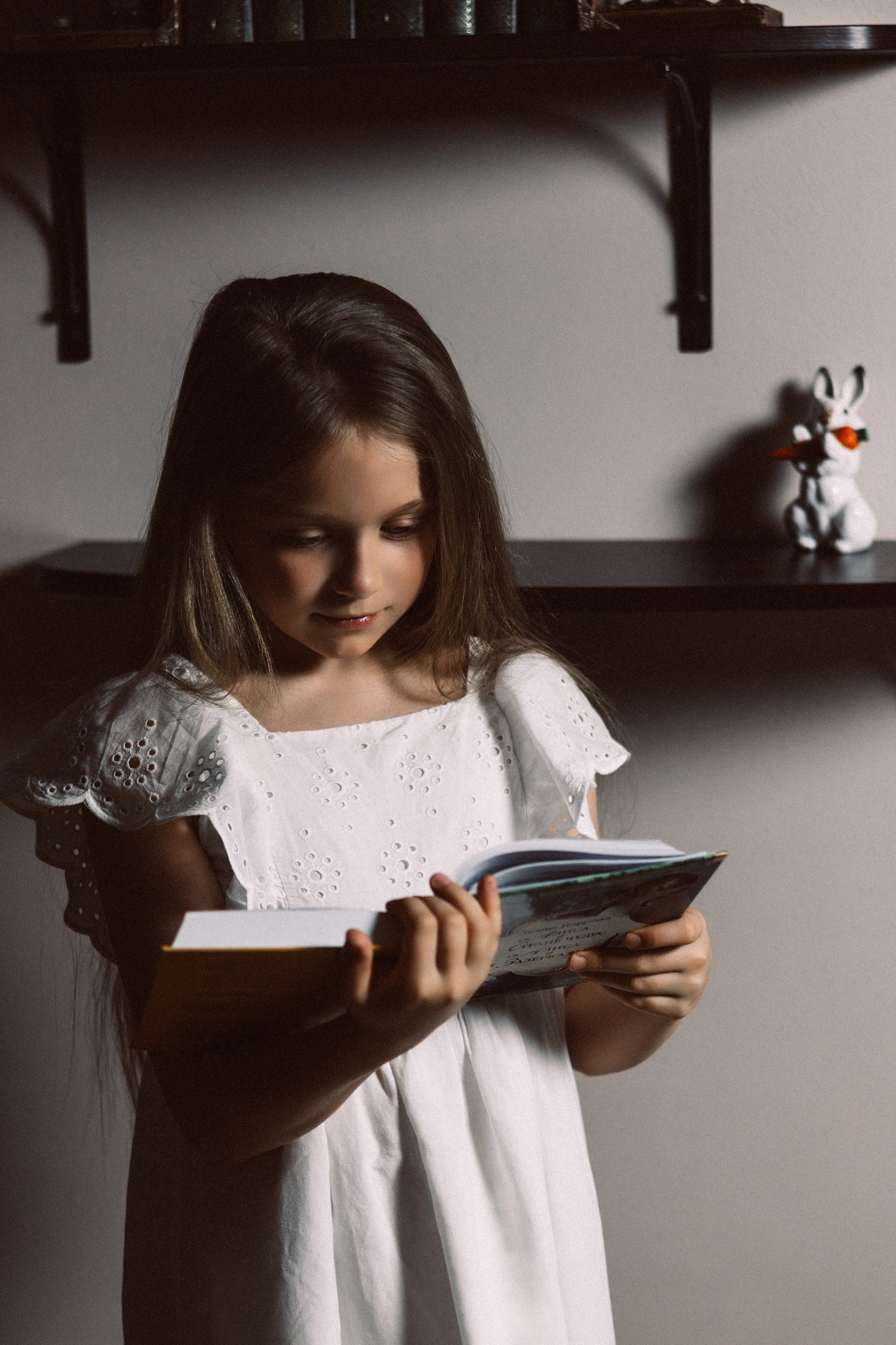 Детский портрет. «Алиса в стране чудес». Портретный фотограф в Южно-Сахалинске Каминская Юлия