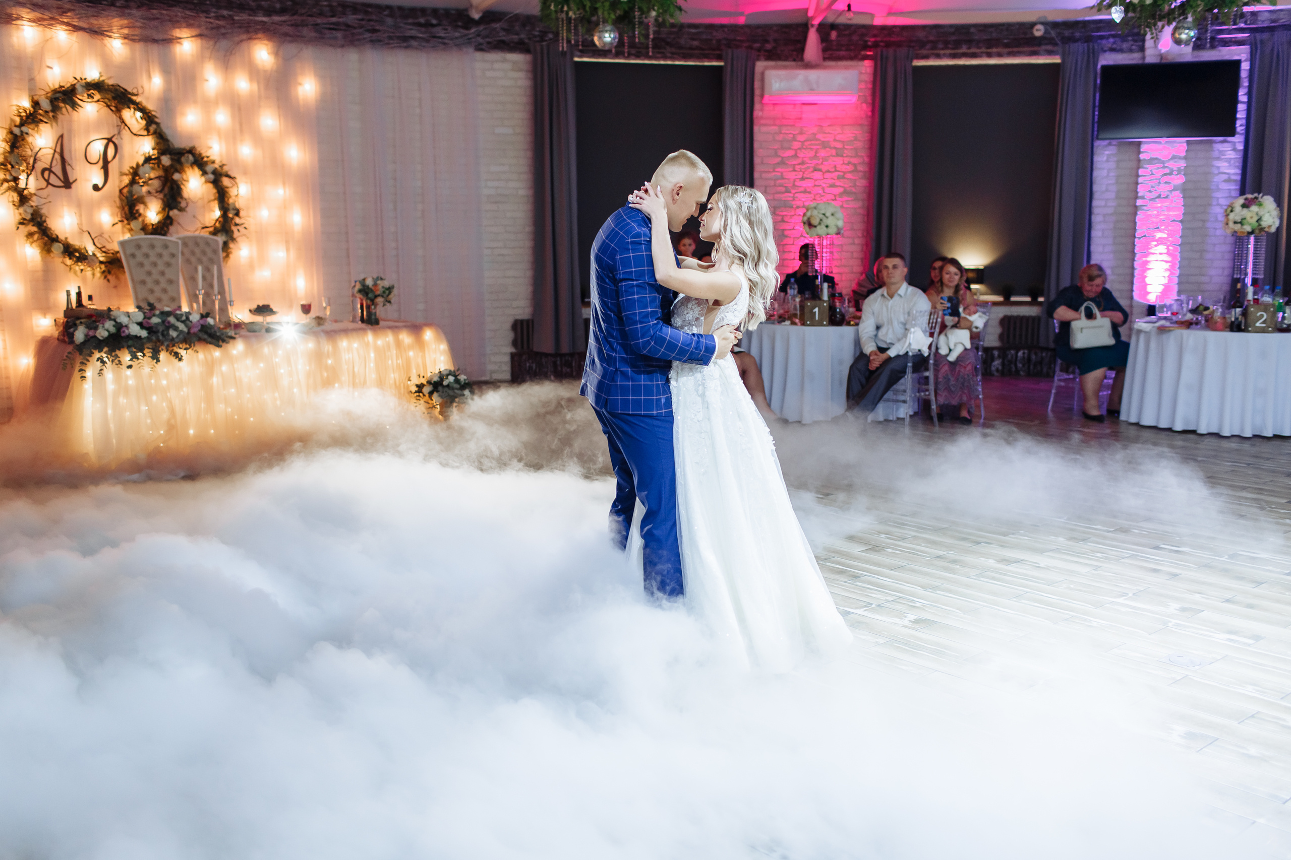 Выездная регистрация в Петергоф лофт. Свадебный фотограф в Санкт-Петербурге и Петергофе Андрей Заяц