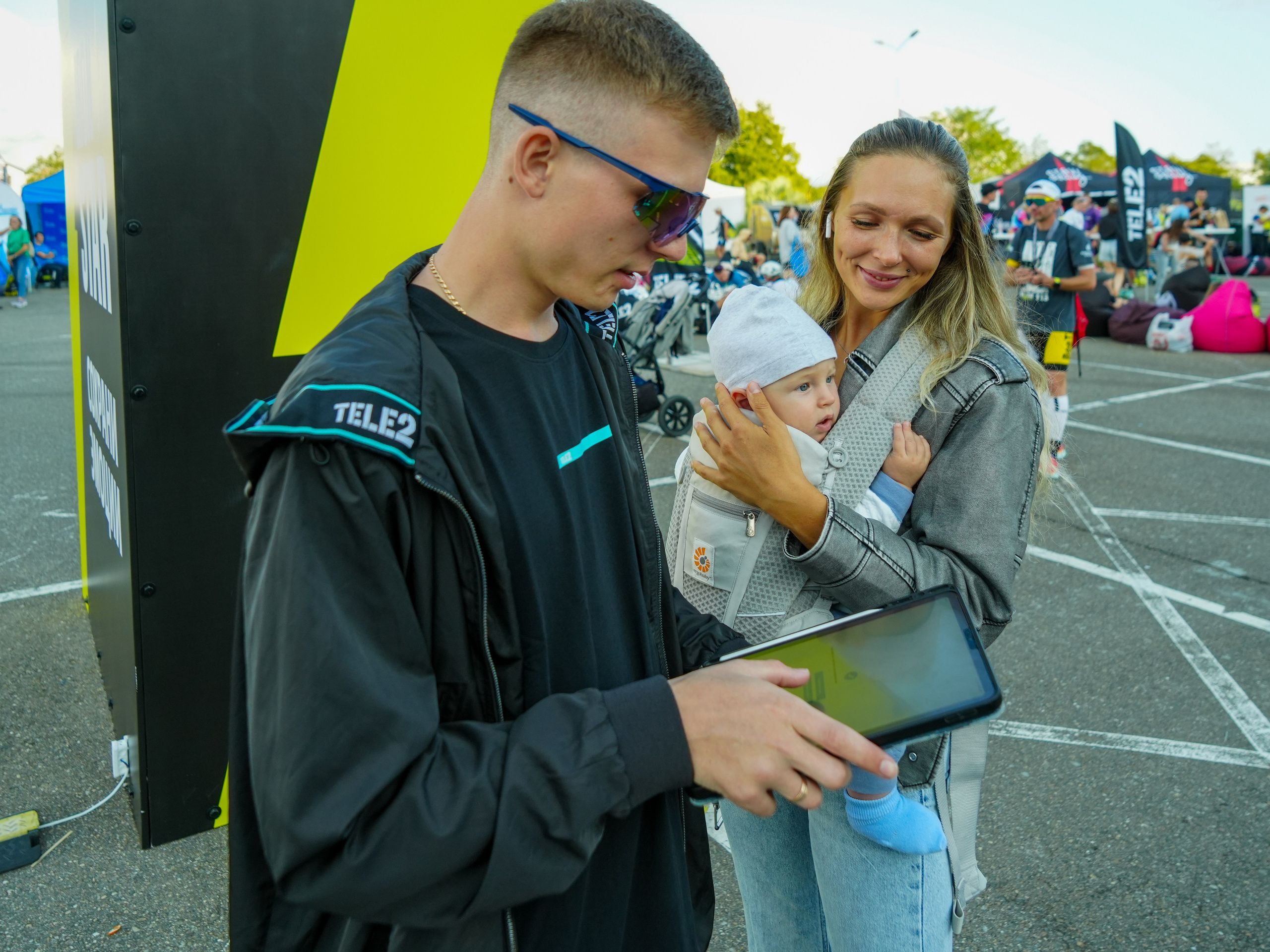 Фотоотчет партнерской интеграции для компании TELE2 на фестивале Ironstar. Репортажный фотограф в Красной Поляне и Сочи Павлюченко Екатерина