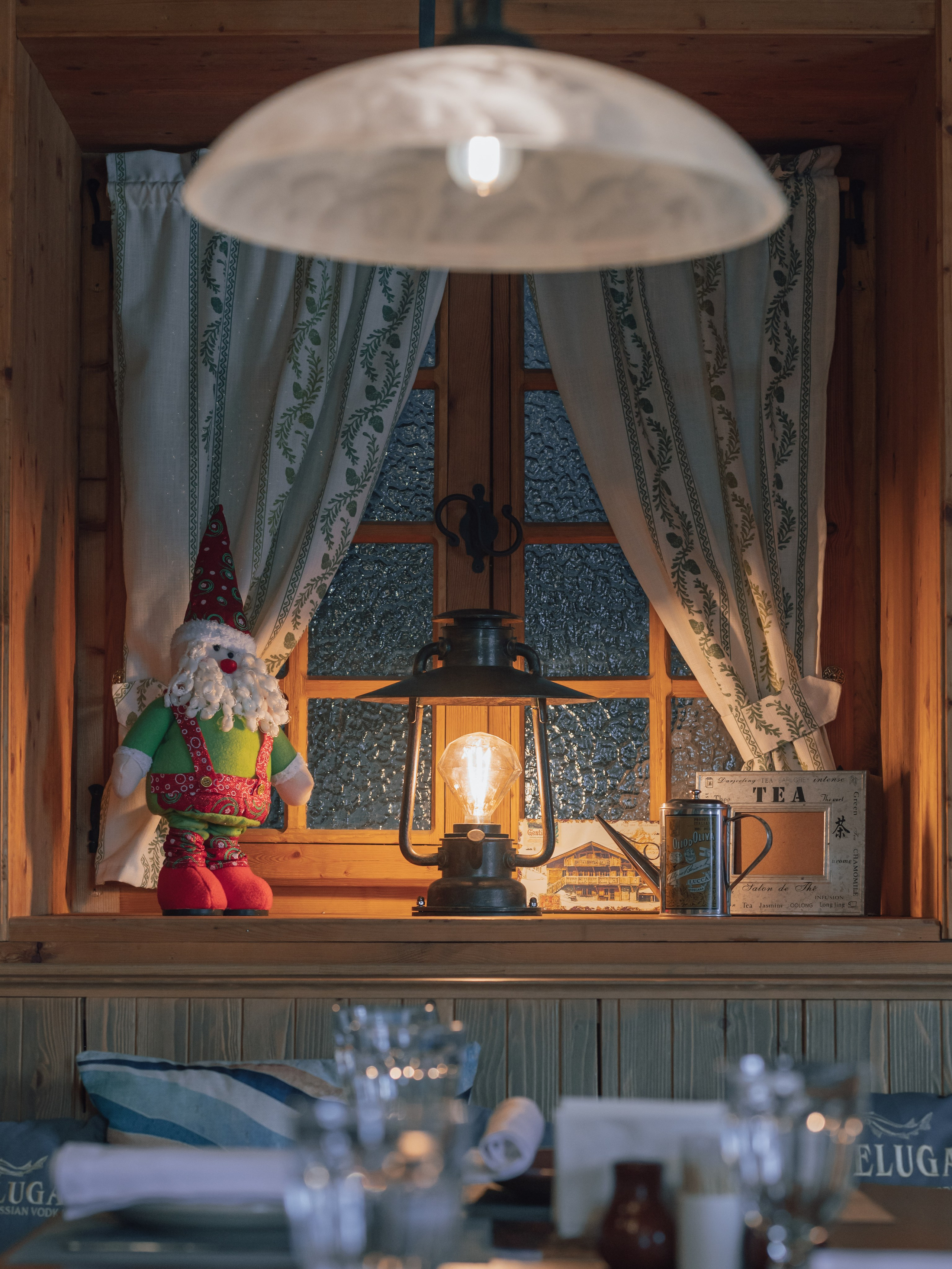 Ресторан «Шале» на курорте Газпром Поляна. Репортажный фотограф в Красной Поляне и Сочи Павлюченко Екатерина