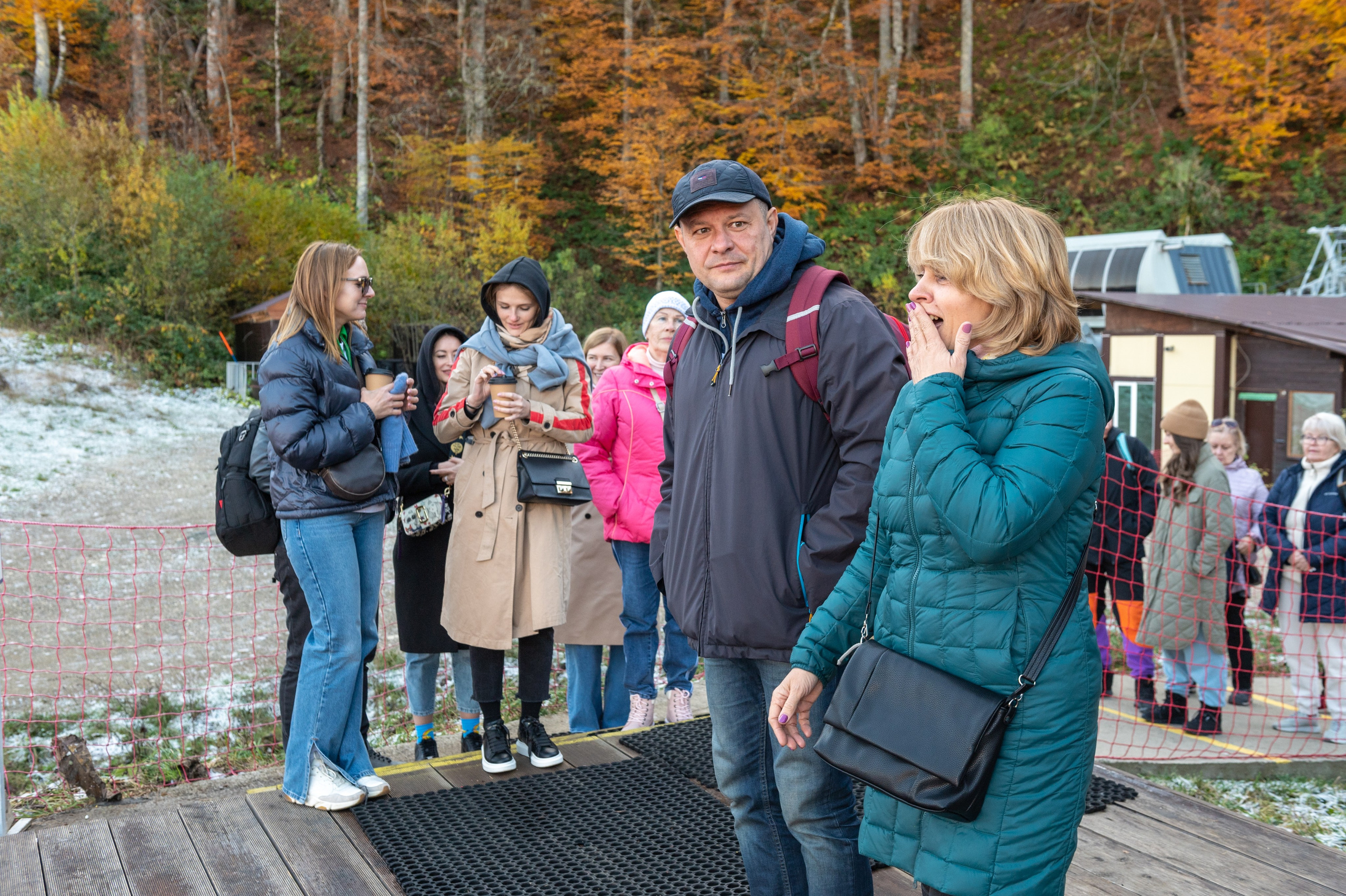 Mice мероприятие — прогулка на водопад Поликаря на курорте Красная Поляна. Репортажный фотограф в Красной Поляне и Сочи Павлюченко Екатерина