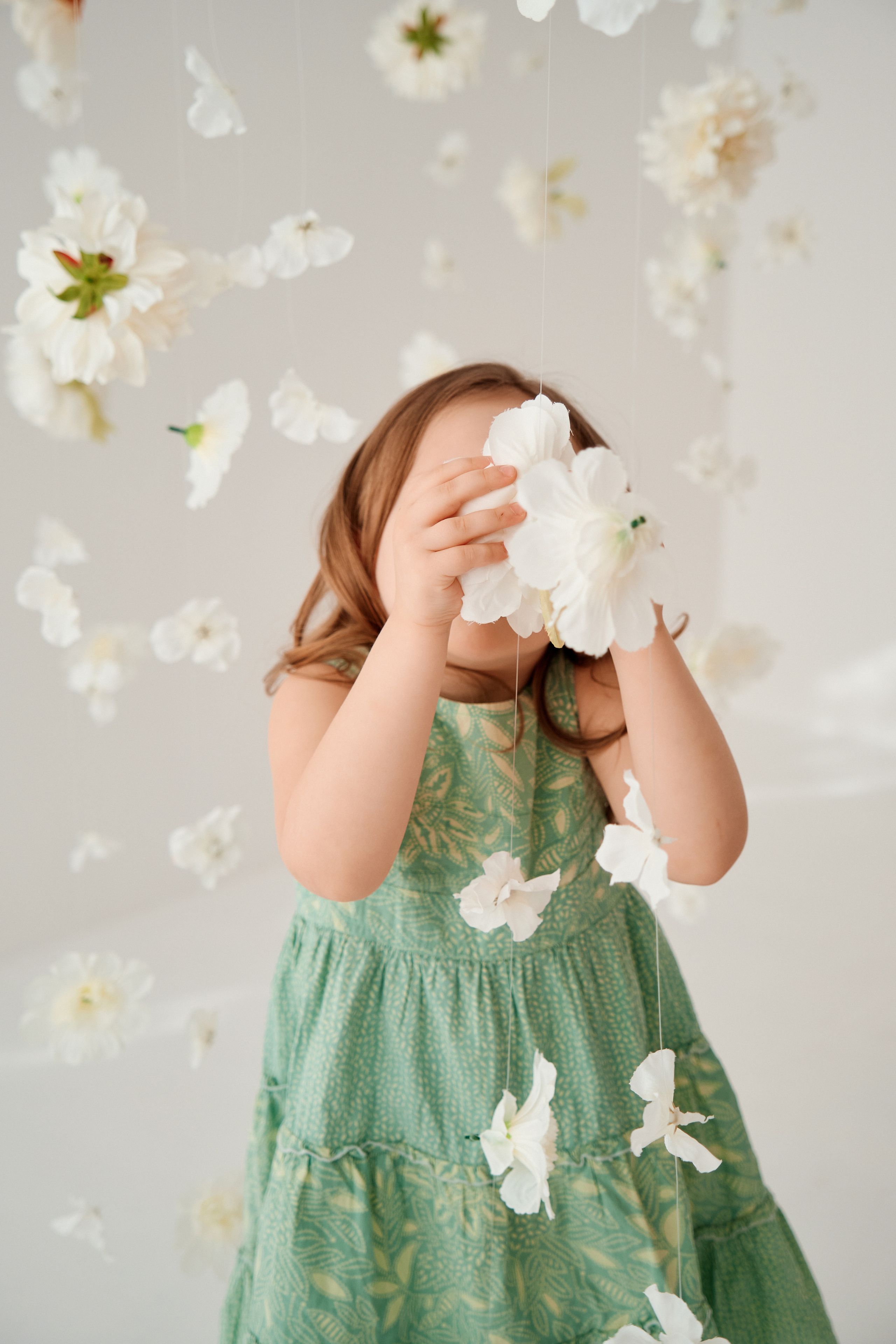 Весенняя фотосессия с дочками. Фотограф Таганрог Анна Трайжон