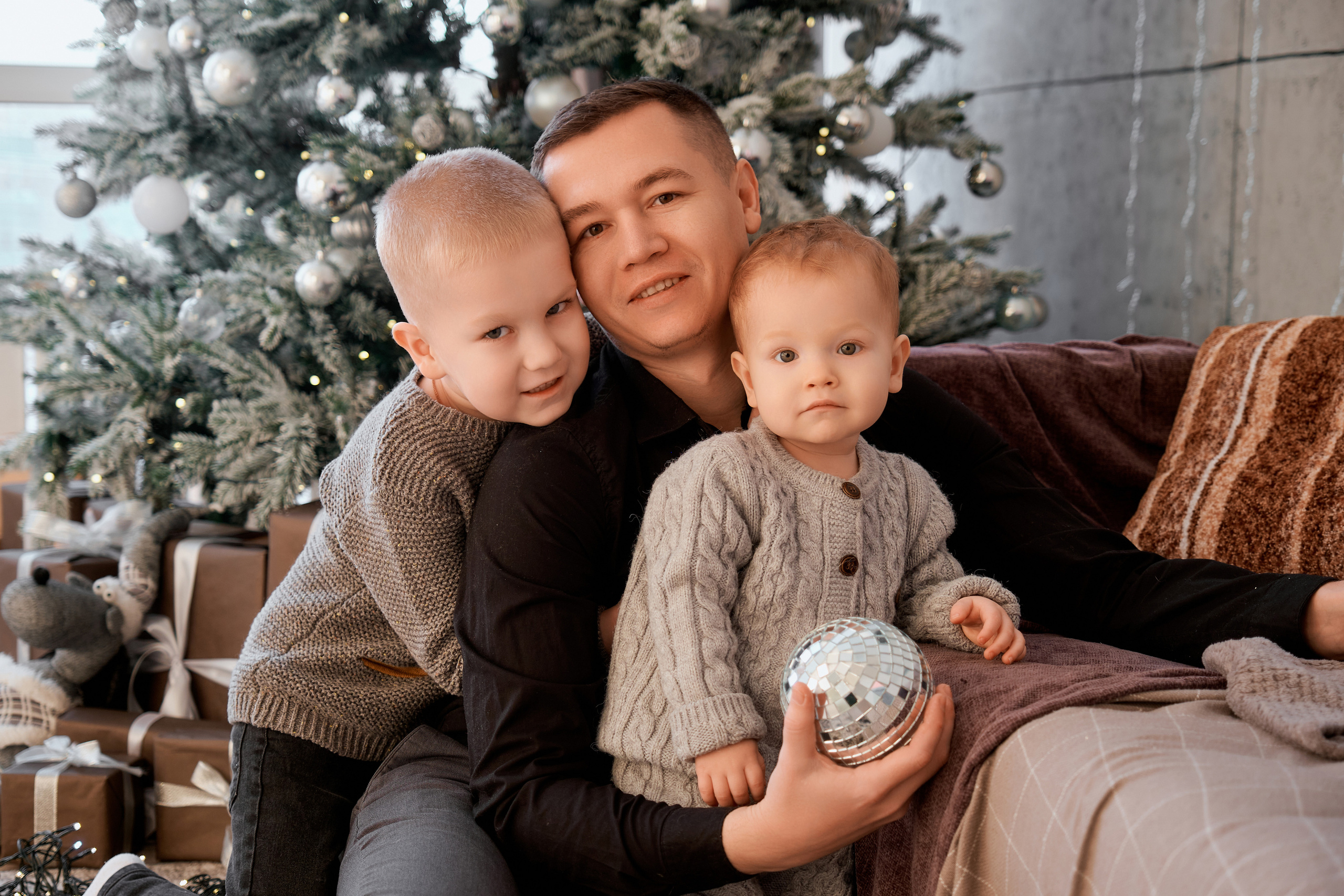 Новогодняя семейная фотосессия. Фотограф Таганрог Анна Трайжон