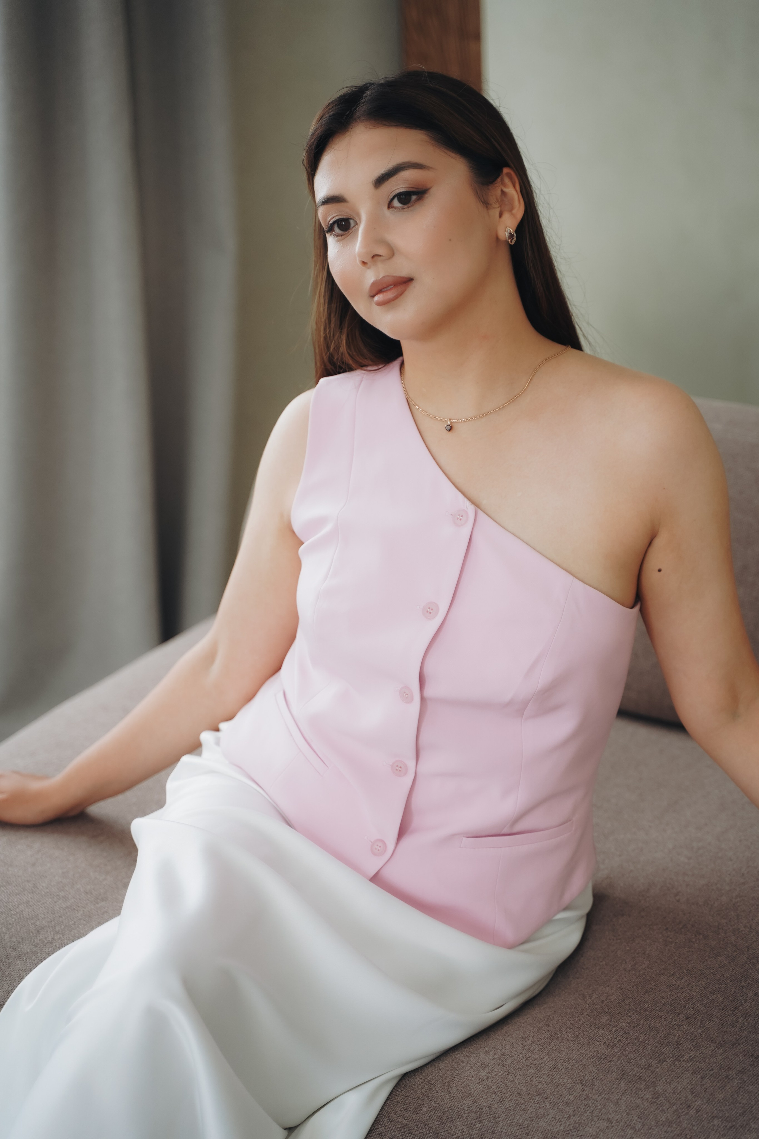 Альфинур — женский потрет. Фото и видео для вас в Астрахани!