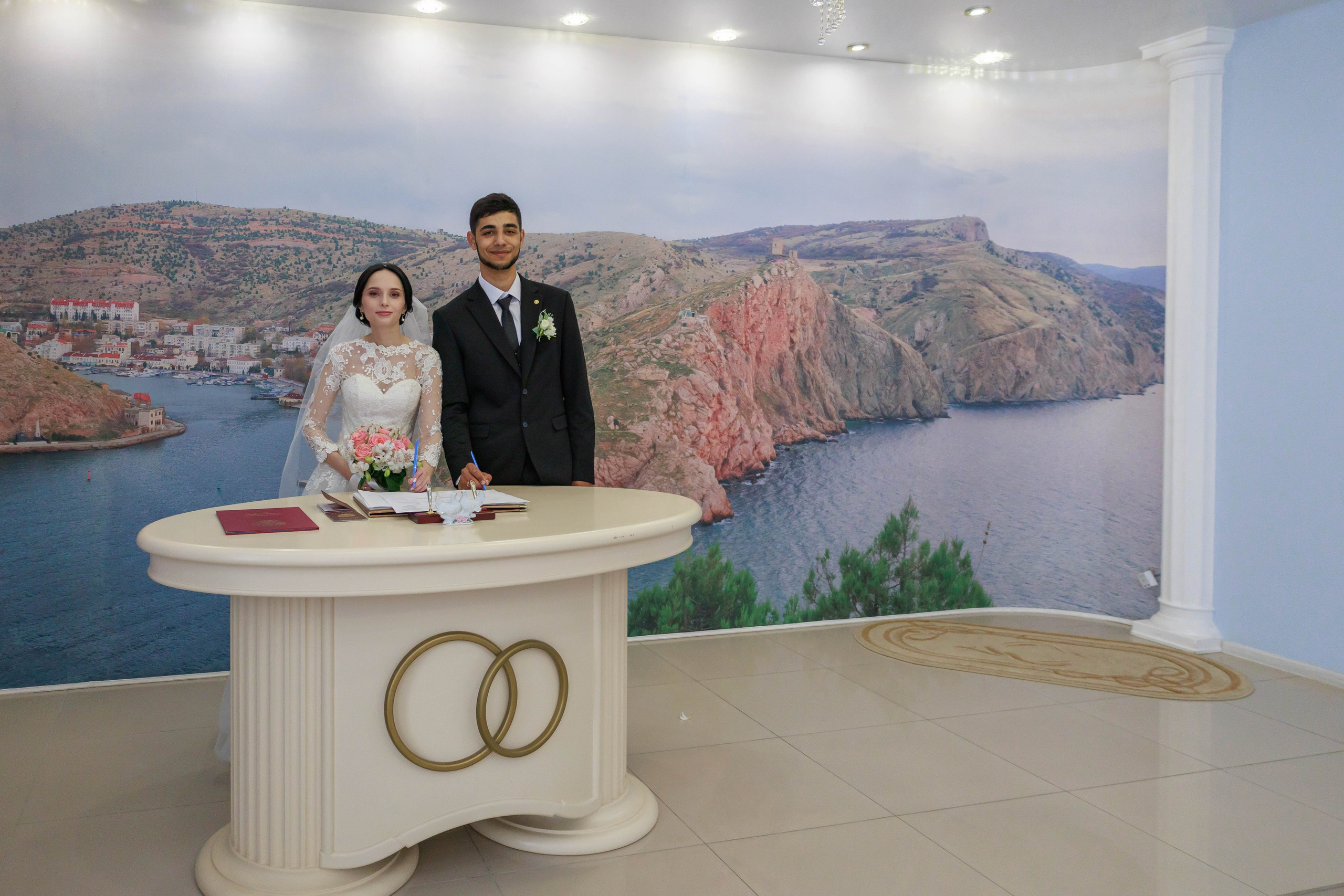 Амаль и Юлия шампанерия. Фотограф и видеограф в Крыму и Севастополе