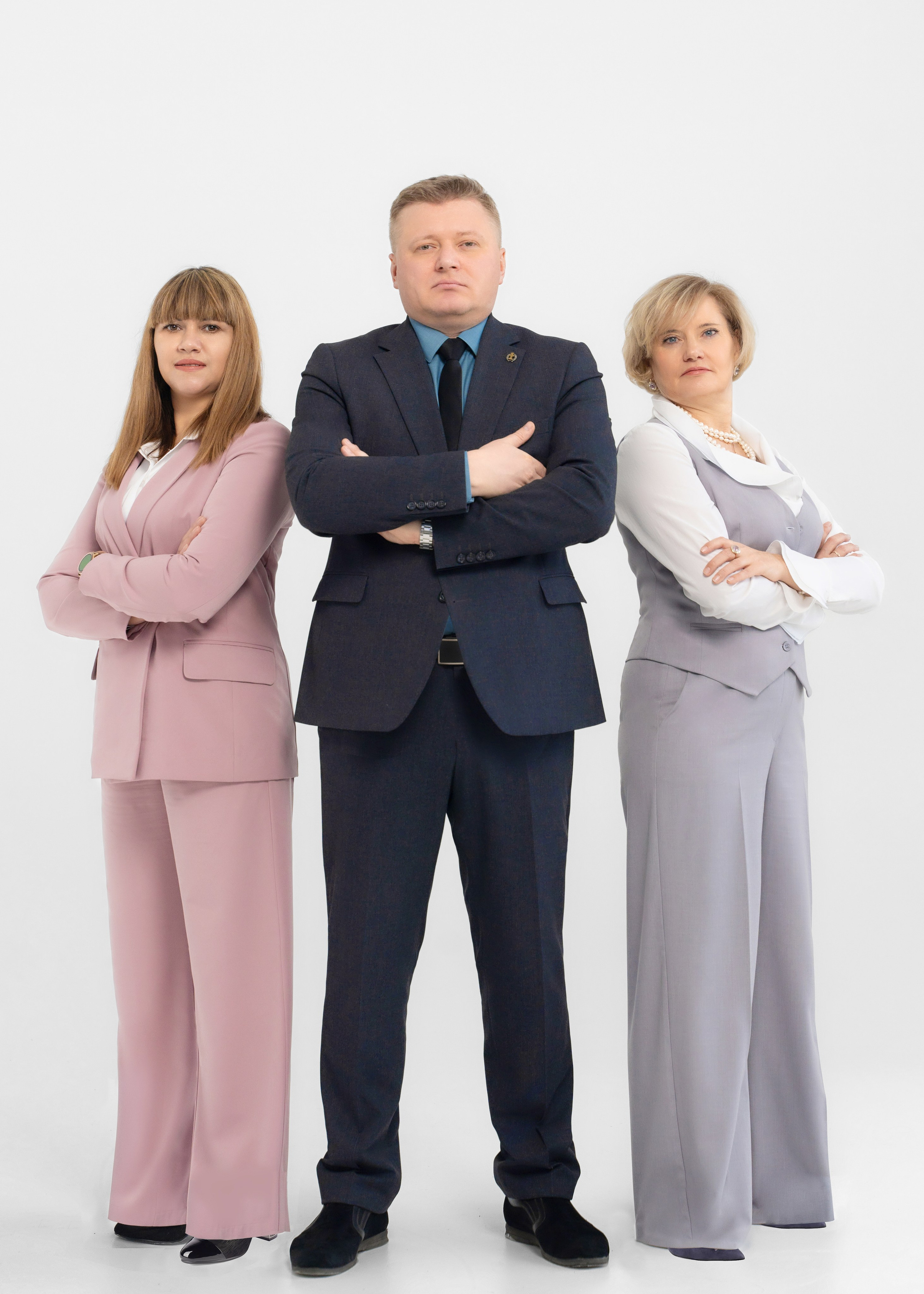 Групповой бизнес портрет на белом фоне