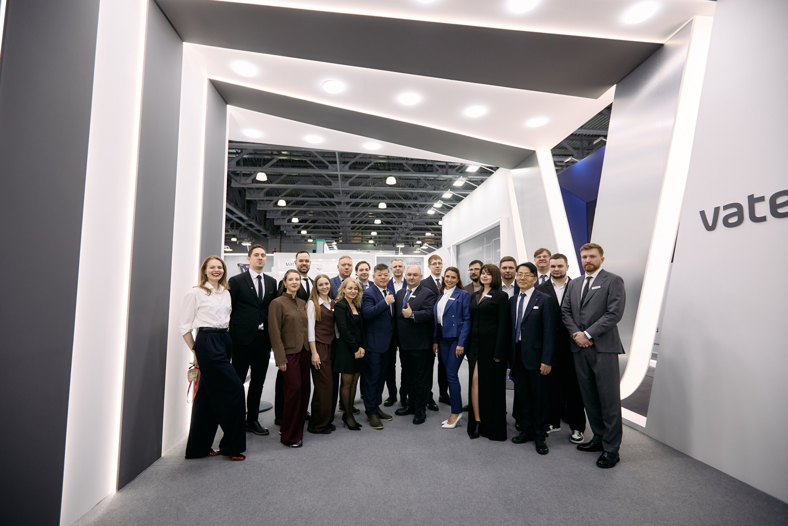 Дентал Салон 2026: Vatech. Свадебный и репортажный фотограф Дмитрий Кононенко