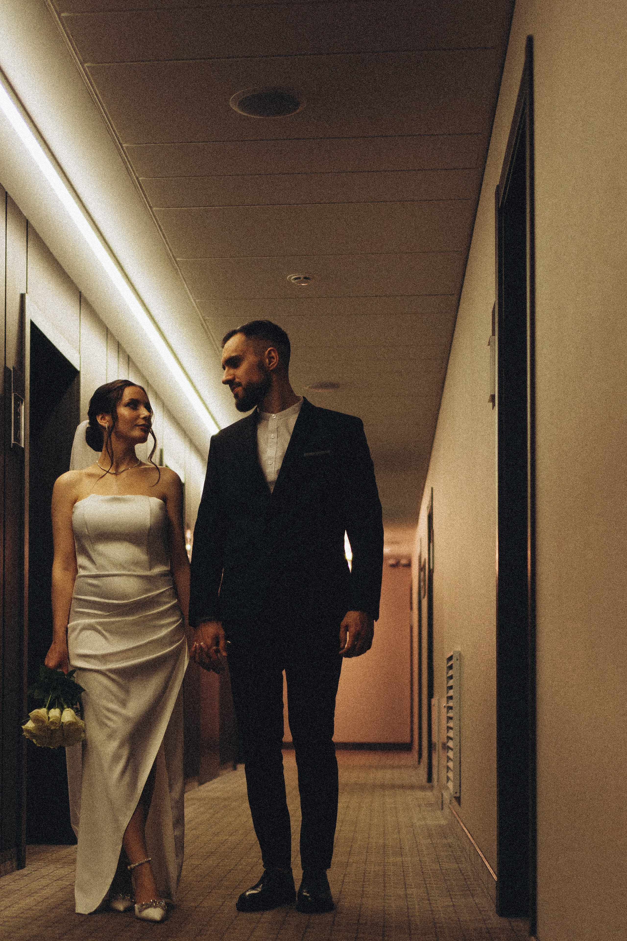 СВАДЕБНАЯ СЬЕМКА СБОРОВ ЖЕНИХА И НЕВЕСТЫ В ОТЕЛЕ И ТАКЖЕ ФОТОСЕССИИЯ В ОТЕЛЕЕ МЕГАПОЛИС БРЯНСК. Профессиональный фотограф, Санкт-Петербург — Виктория Богомолова