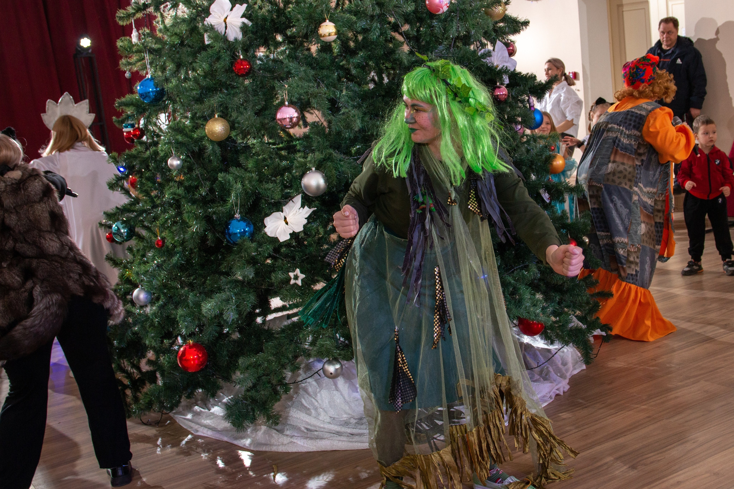 Новогодний утренник ДК Строитель 25.12.2023 г. г. Новоалександровск. Главная