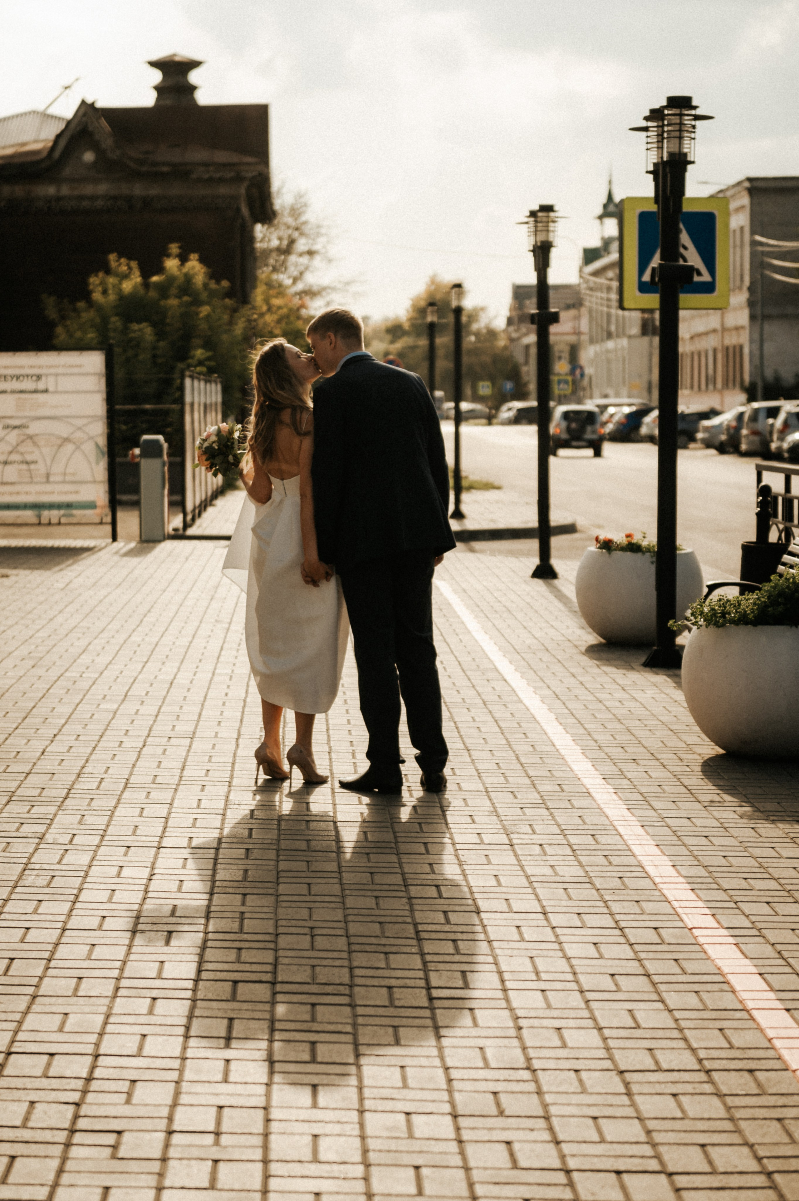 Свадебные фотографии. Фотограф в Барнауле Дарья Бутурлакина. Люби.Цени.Касайся