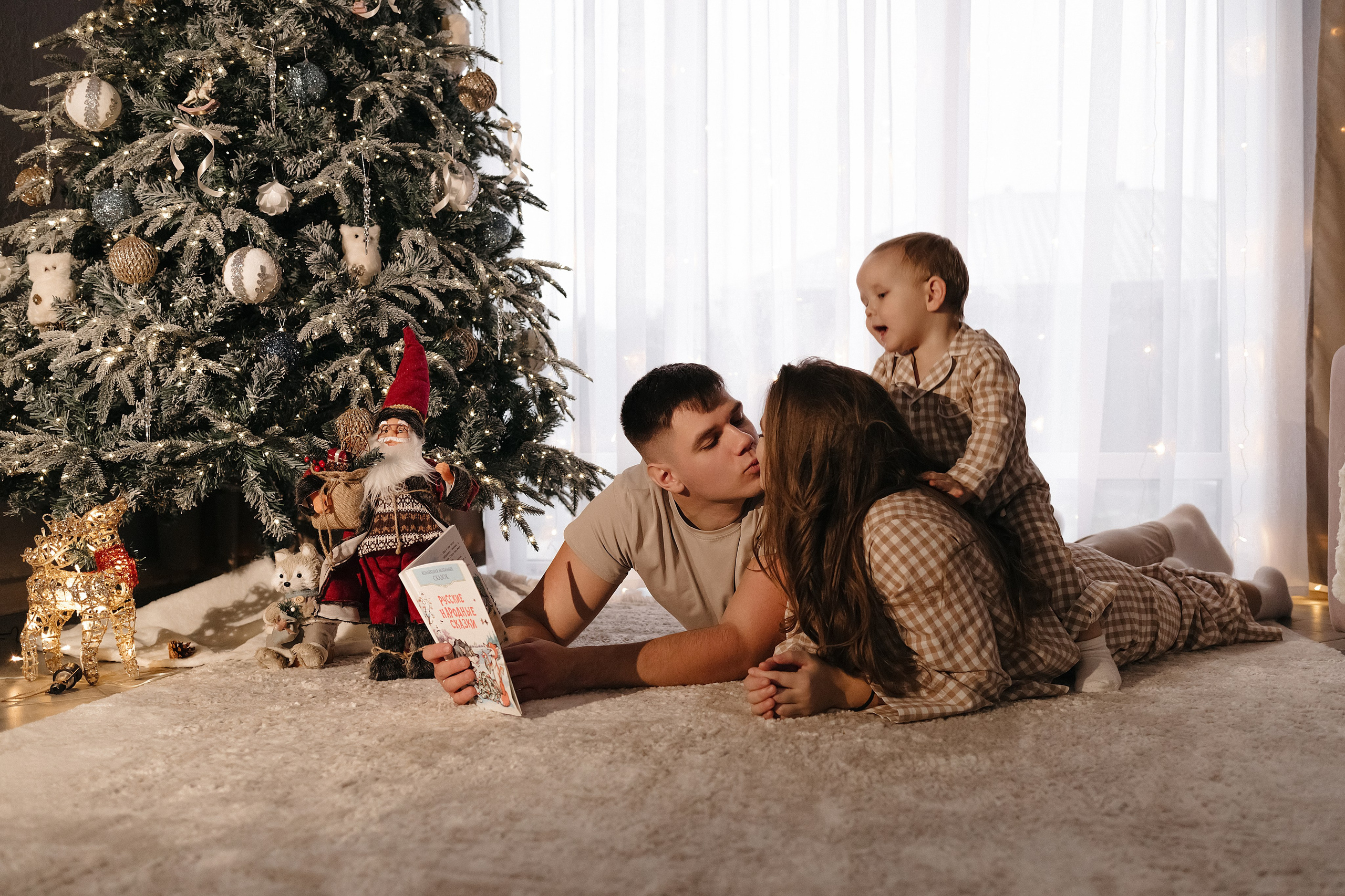 Лида, Сережа и Лев. Свадебный фотограф в Пскове и Санкт-Петербурге | Анна Голикова