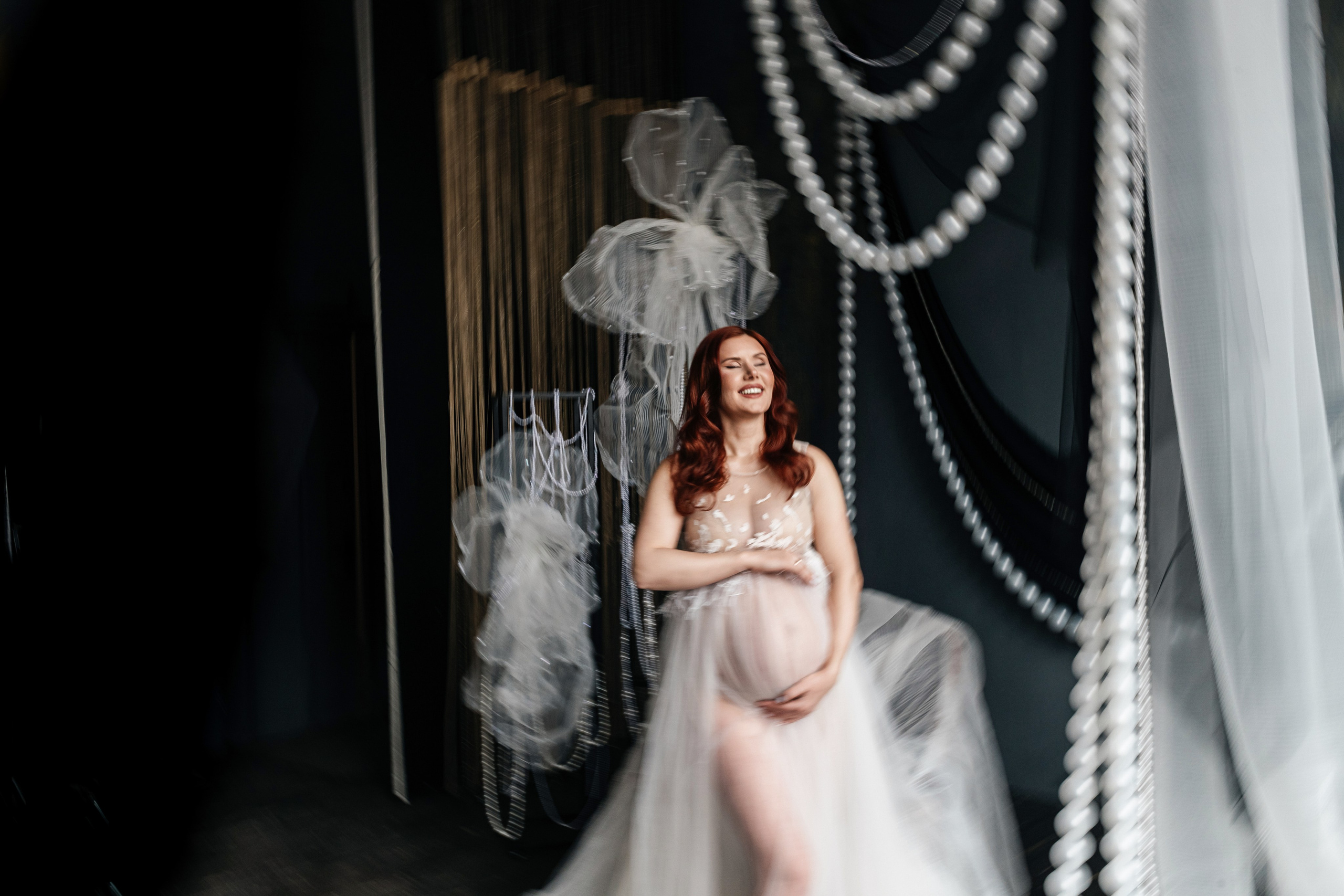 «Мягкость ожидания: в струящихся тканях и украшениях». Фотограф в Москве/Зарайске Шахова Марина