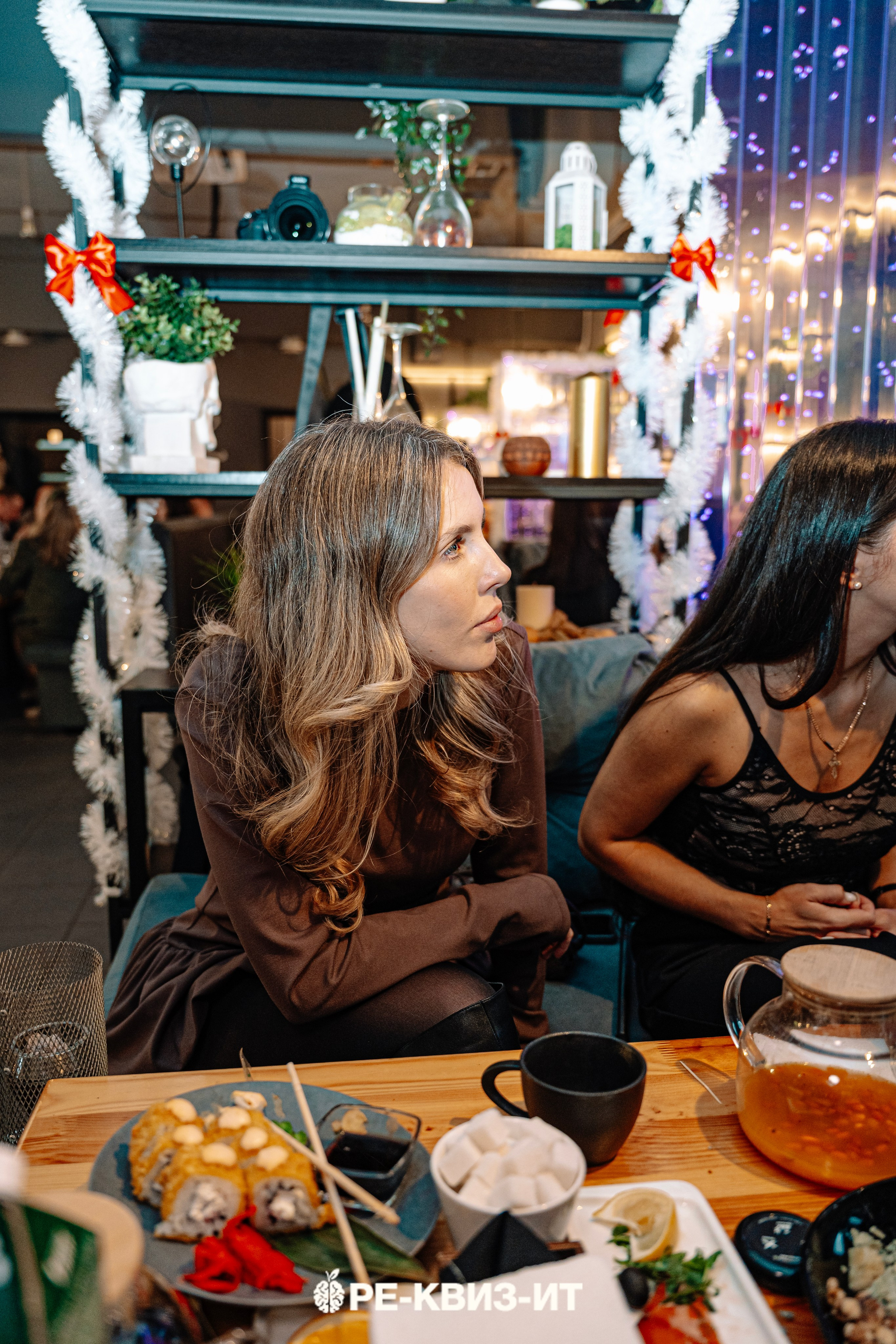 Реквизит — квиз в Зеленодольске и Волжске ZR cafe. Свадебный фотограф в Казани, и Зеленодольске Радик Мухаметов