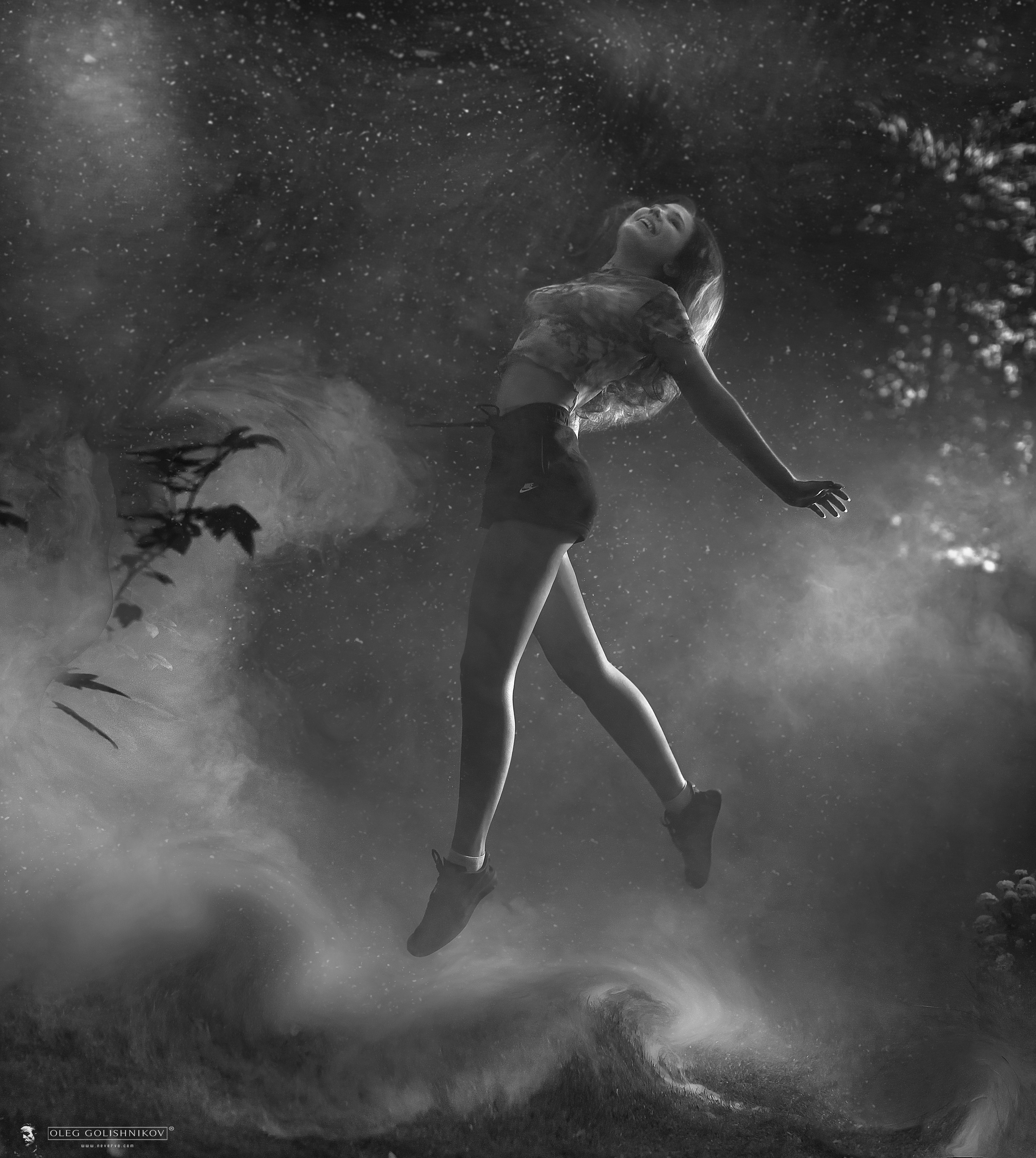 Черно-белая фотосъемка. B&W съемка в Москве. ЧБ фотограф Олег Голишник. Арт-фотограф Олег Голишников. Творческая мастерская