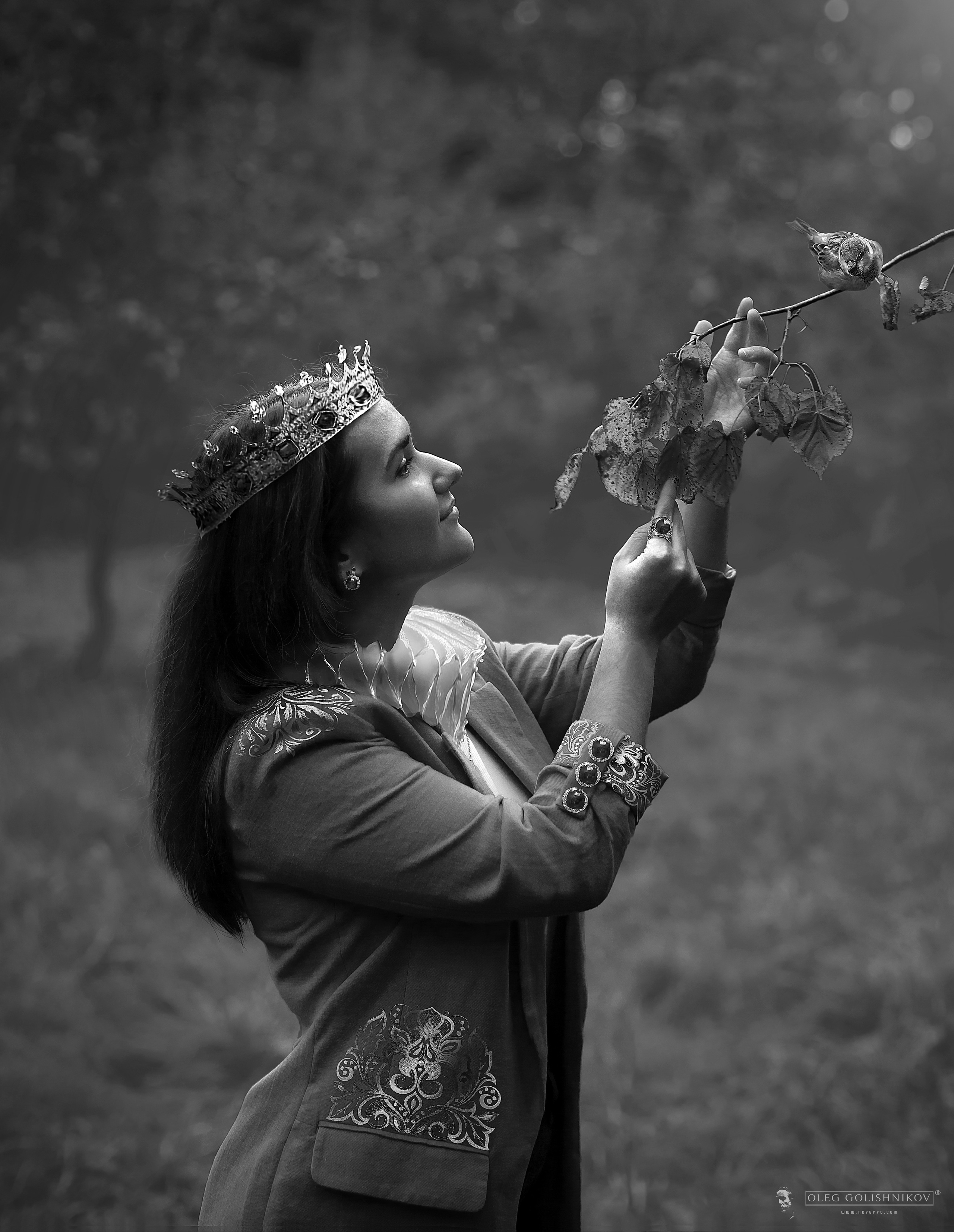 Черно-белая фотосъемка. B&W съемка в Москве. ЧБ фотограф Олег Голишник. Арт-фотограф Олег Голишников. Творческая мастерская