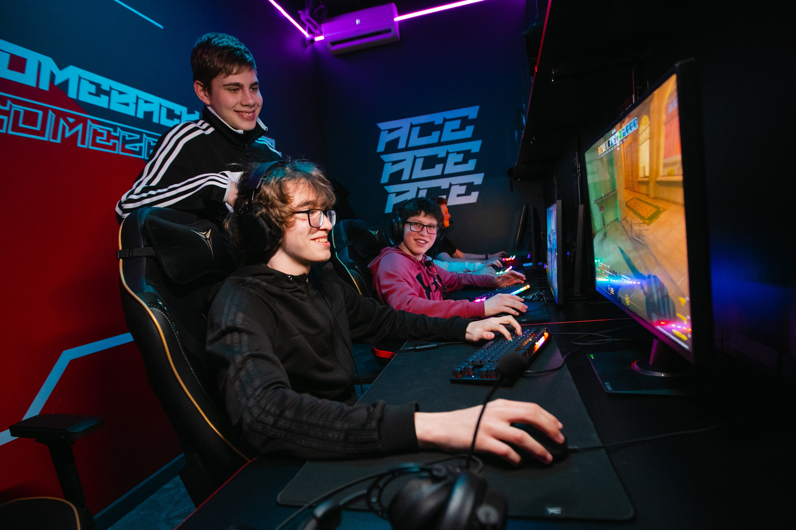 Открытие клуба Checkpoint 2. Роман Урумбаев фотограф Нижневартовск