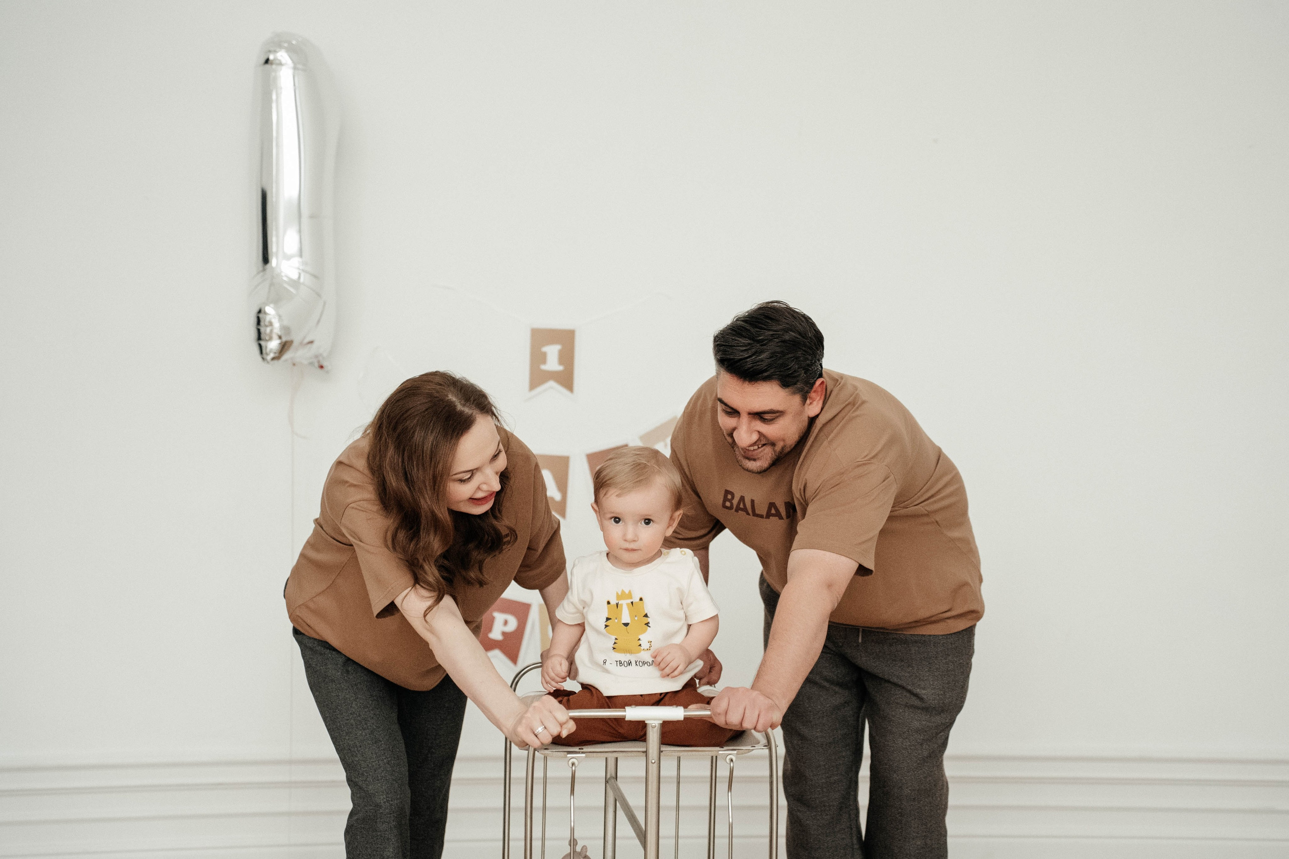 Мирону годик). Свадебный фотограф Москва Александра Аверкова