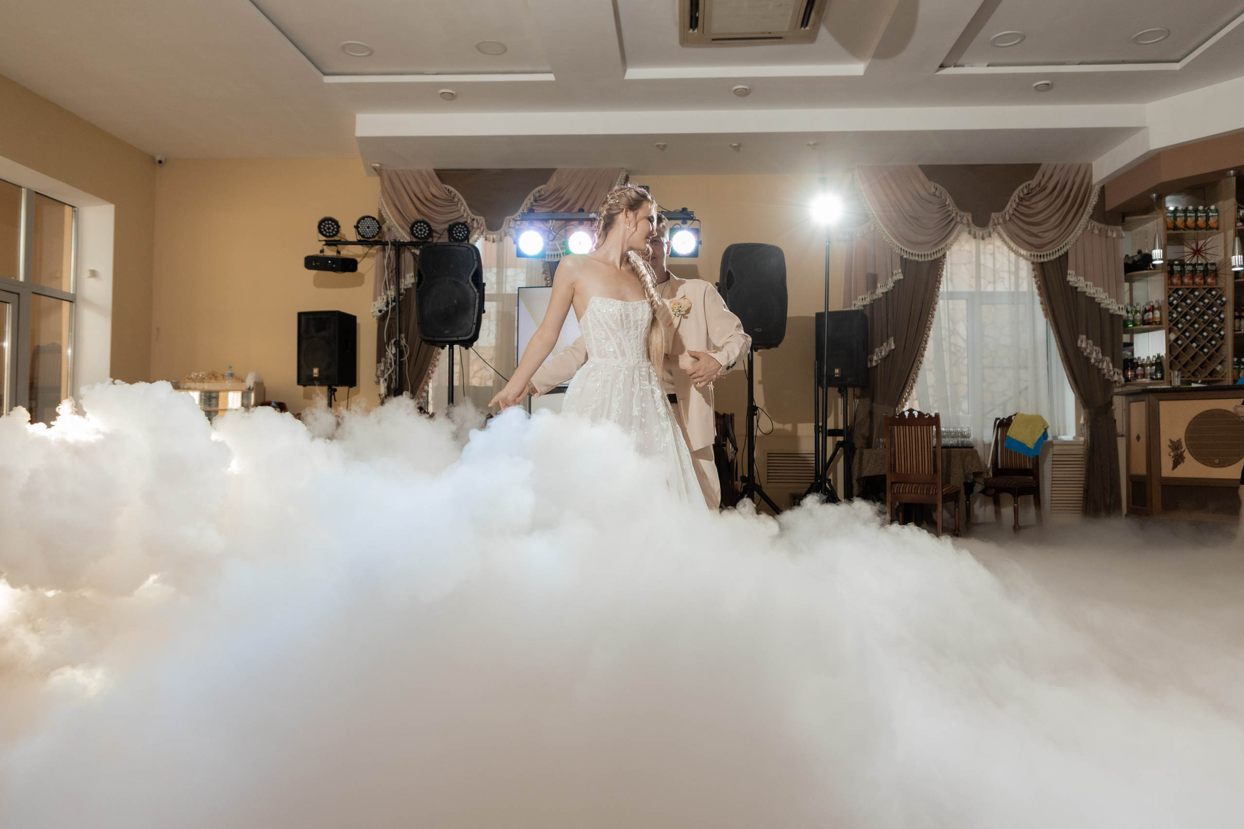 Роман и Александра (банкет). Свадебный фотограф Ангелина Сунгатулина | Саратов | Балаково | Вольск