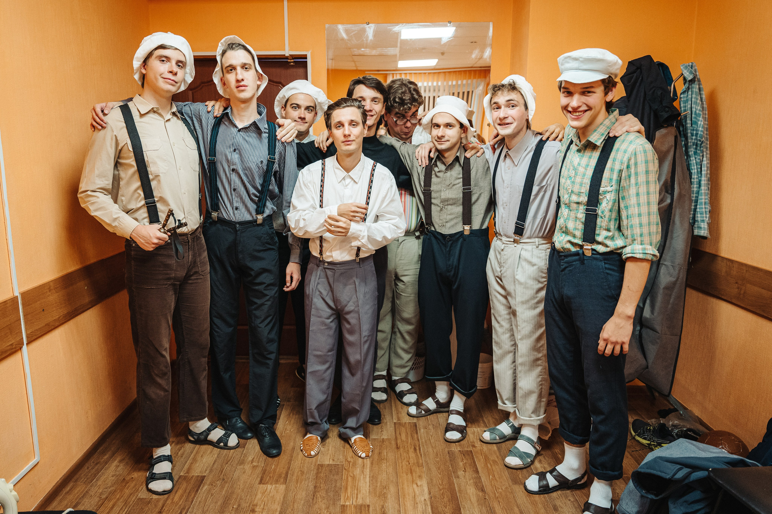 «Сашка, в небе самолет!» | Театр-студия «Гастион». Фотограф Сергей Филиппов