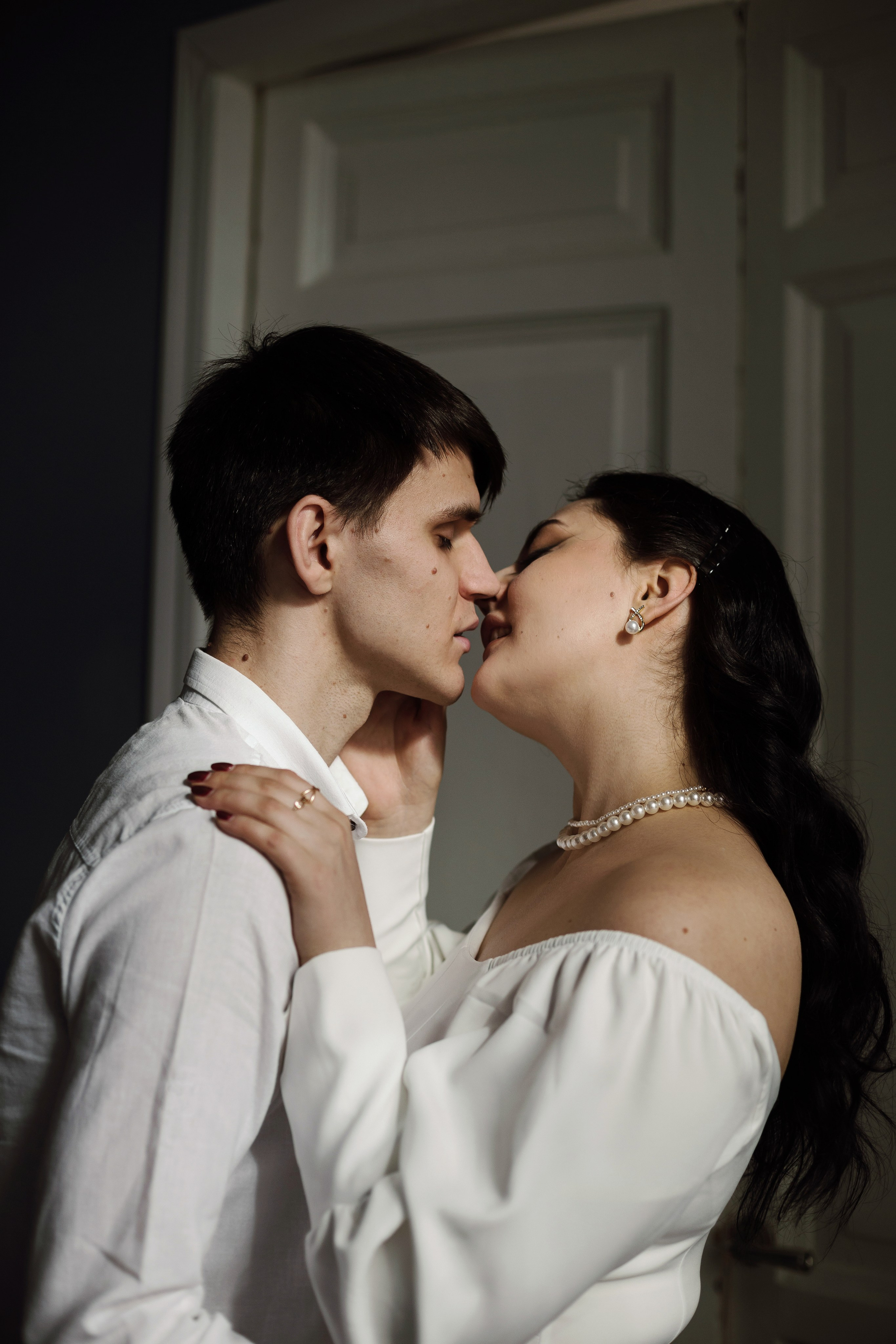 VK: Md: @lady_bulgakova Mua: @trofilyeva Org: @divine_photoproject Decor: @portfoliobrand