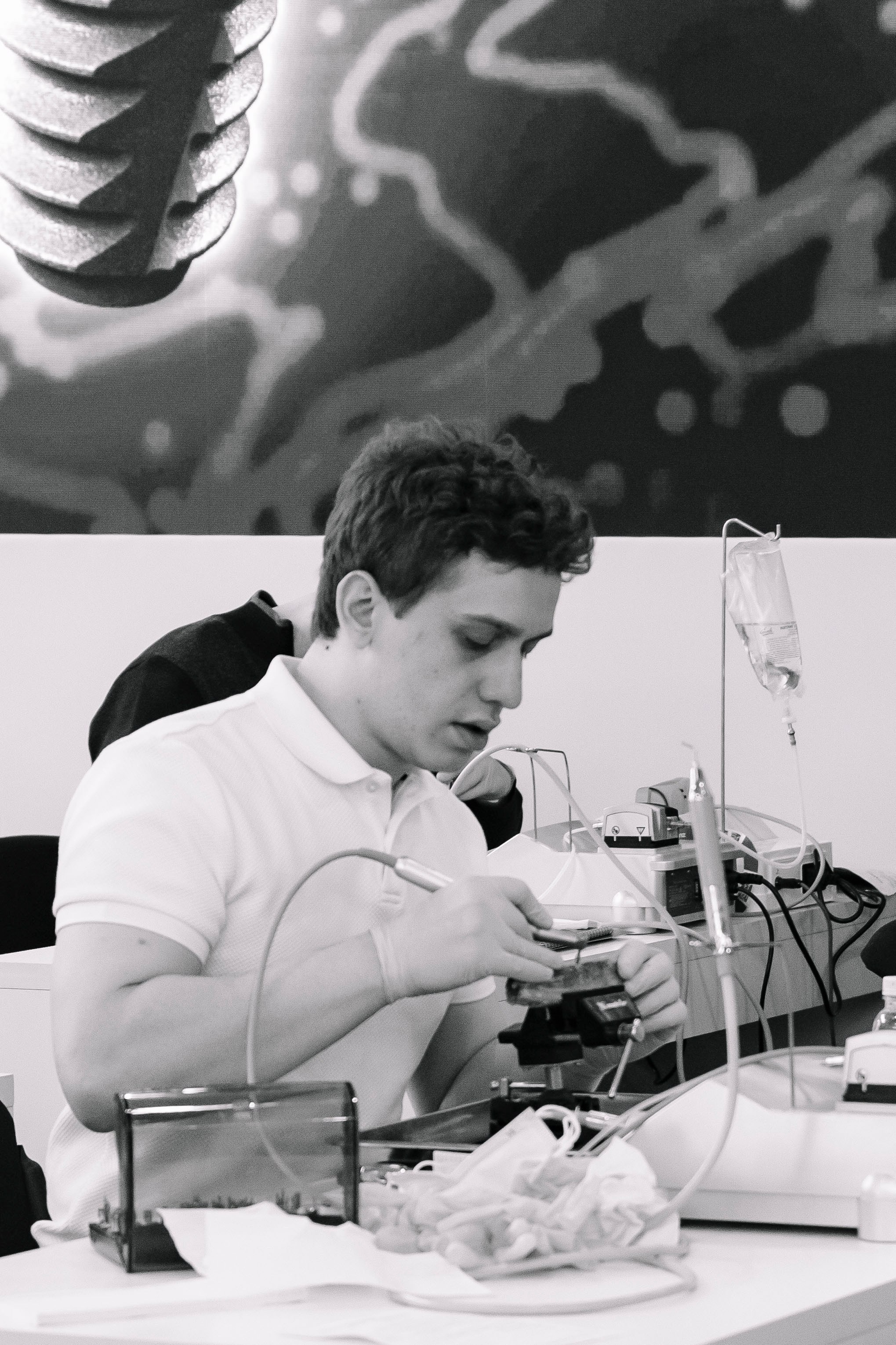 Стоматологическая выставка Dental Salon 2026. Профессиональный фотограф в Москве | Заказать фотосессию и съемку