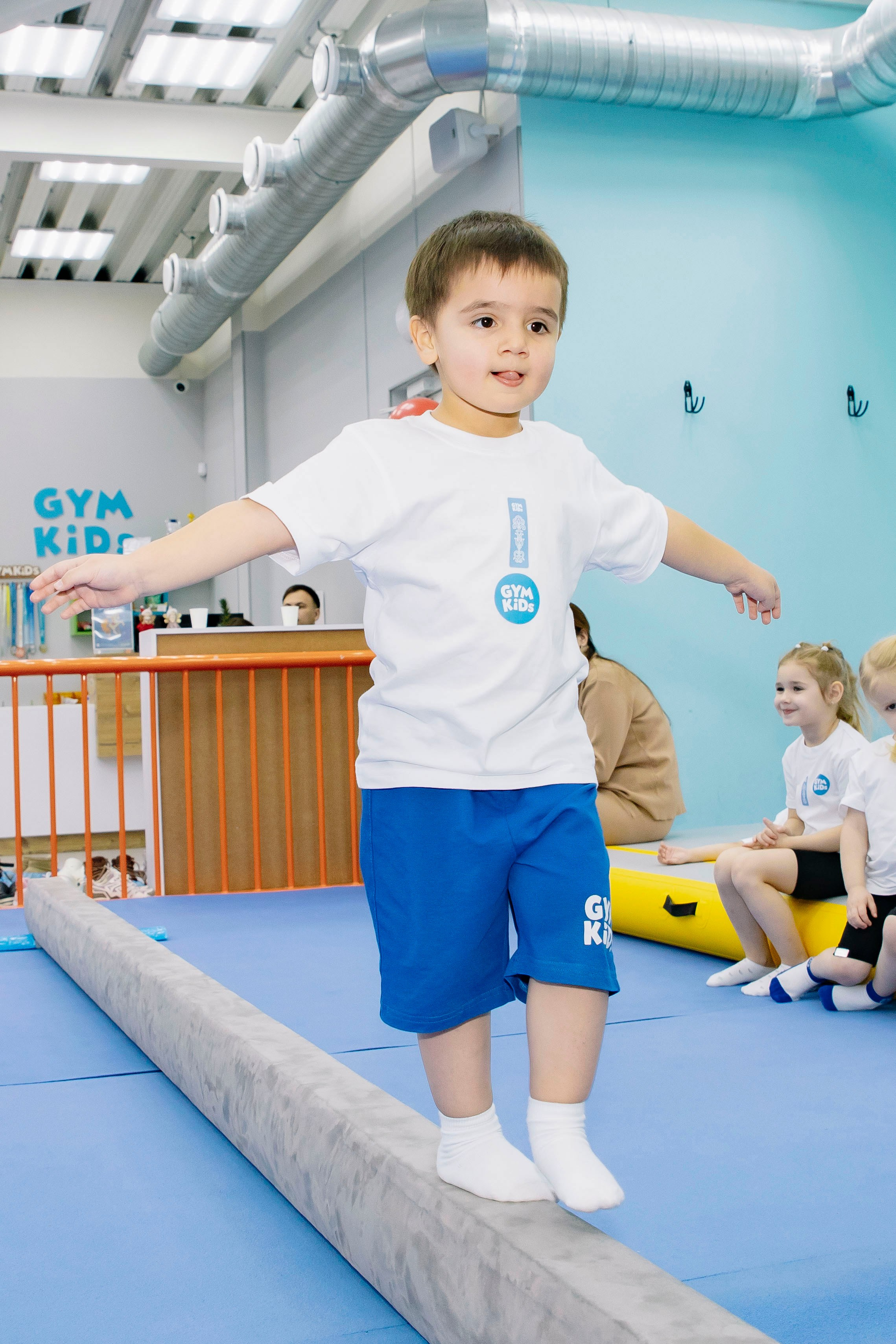 Соревнования по гимнастике в Gymkids Звенигород. Профессиональный фотограф в Москве | Заказать фотосессию и съемку