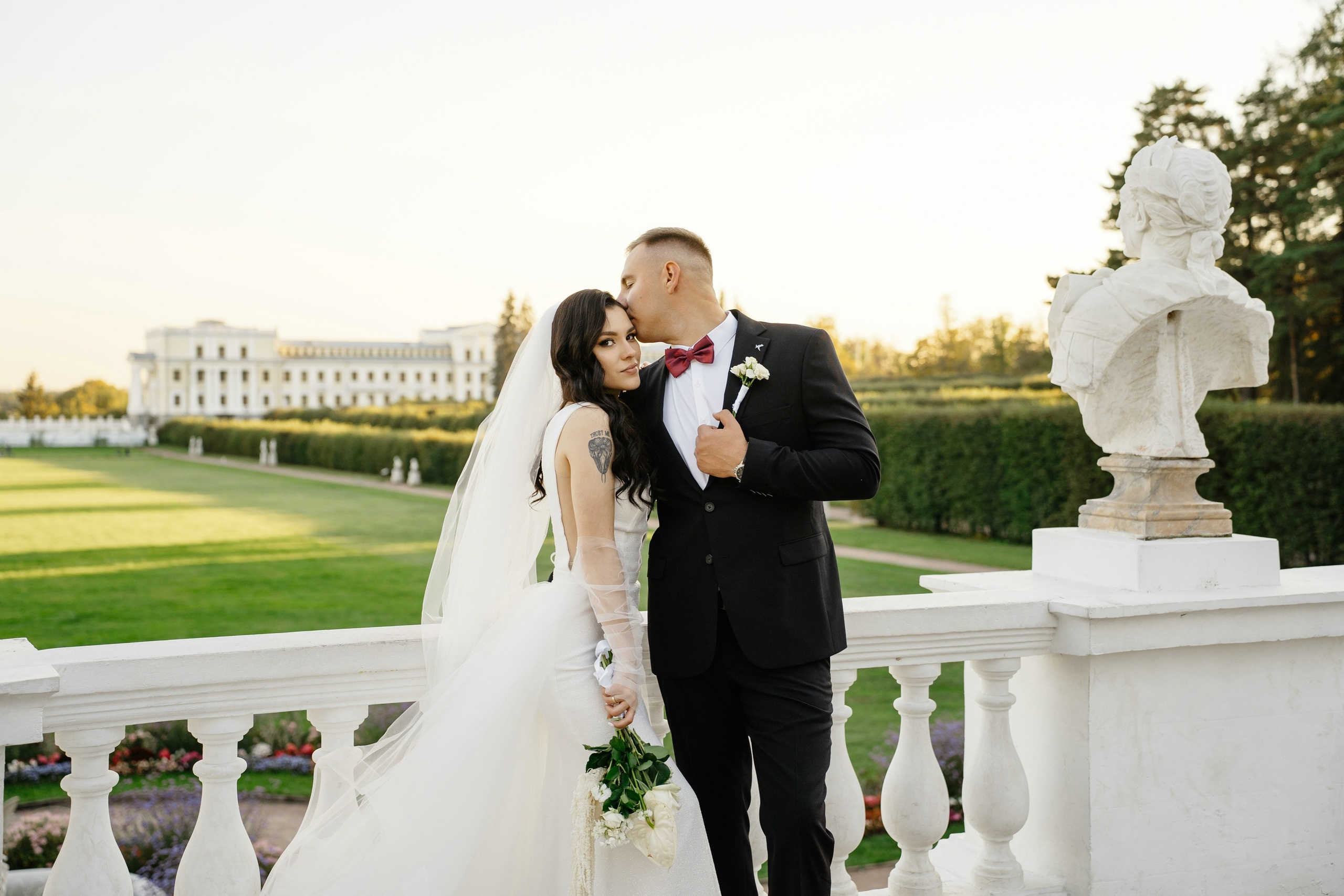 Свадьба в усадьбе Архангельское. Свадебный и семейный фотограф в Москве Светлана Зоткина