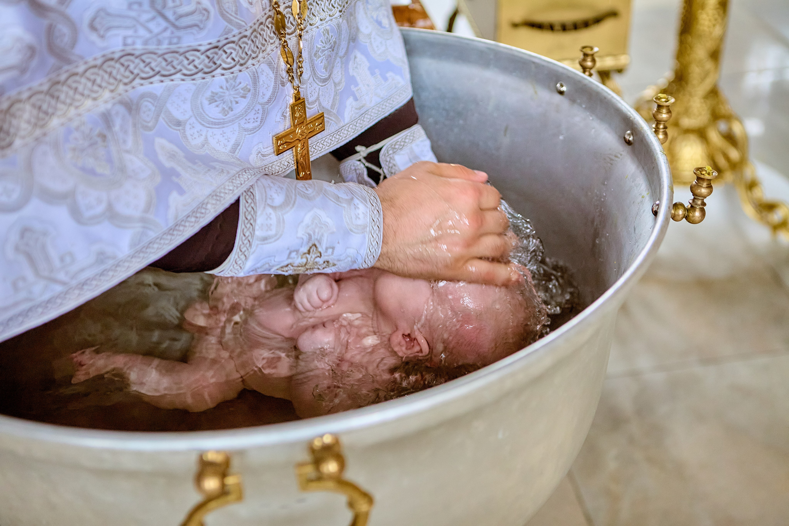 Таинство Крещения младенца Марка