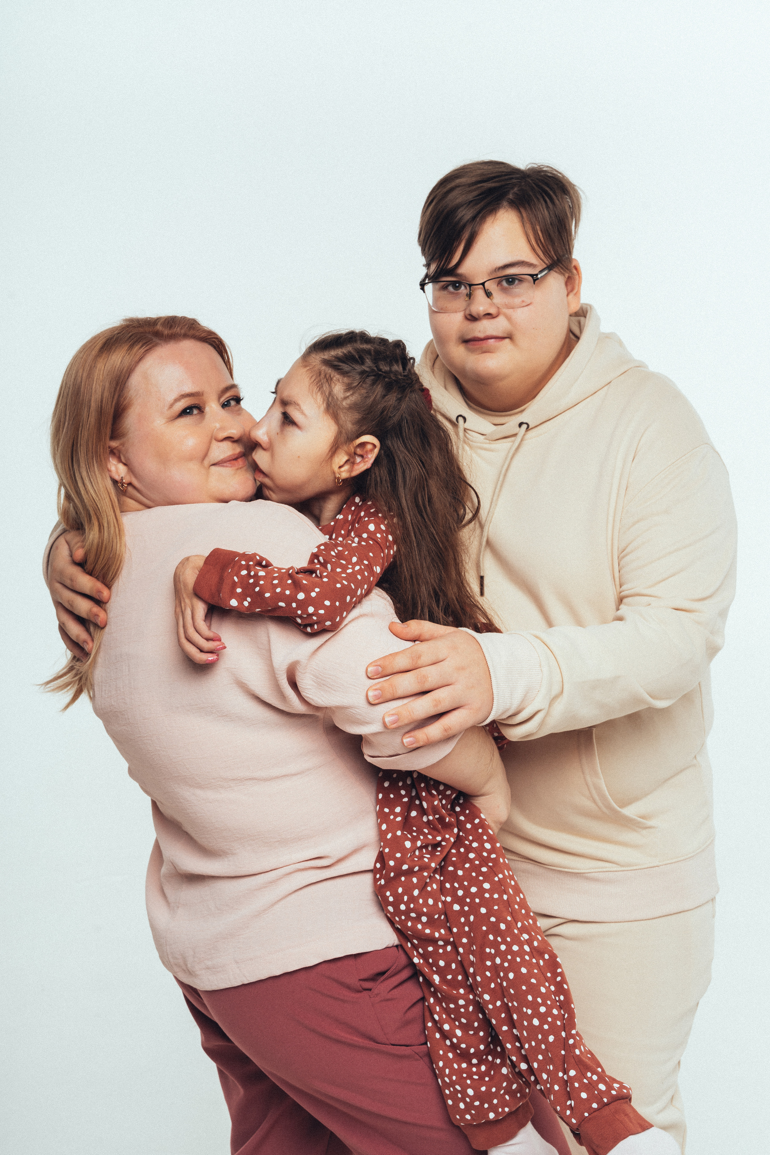 Лейсан, Сабрина и Сабрэн. Благотворительный фотопроект «Любить до неба». Женский и семейный лайфстайл фотограф в Уфе Лайт Альбина