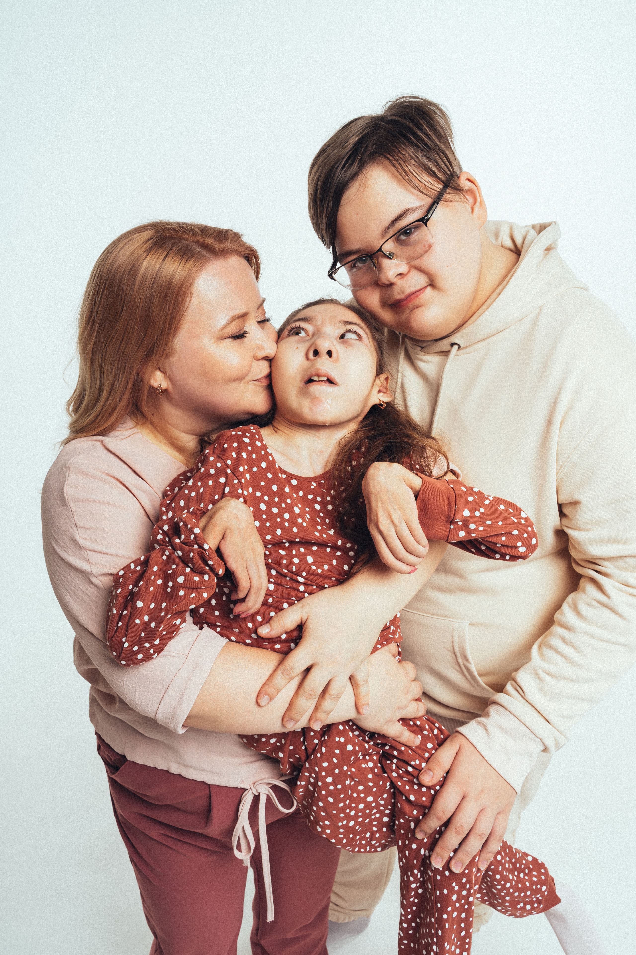 Лейсан, Сабрина и Сабрэн. Благотворительный фотопроект «Любить до неба». Женский и семейный лайфстайл фотограф в Уфе Лайт Альбина