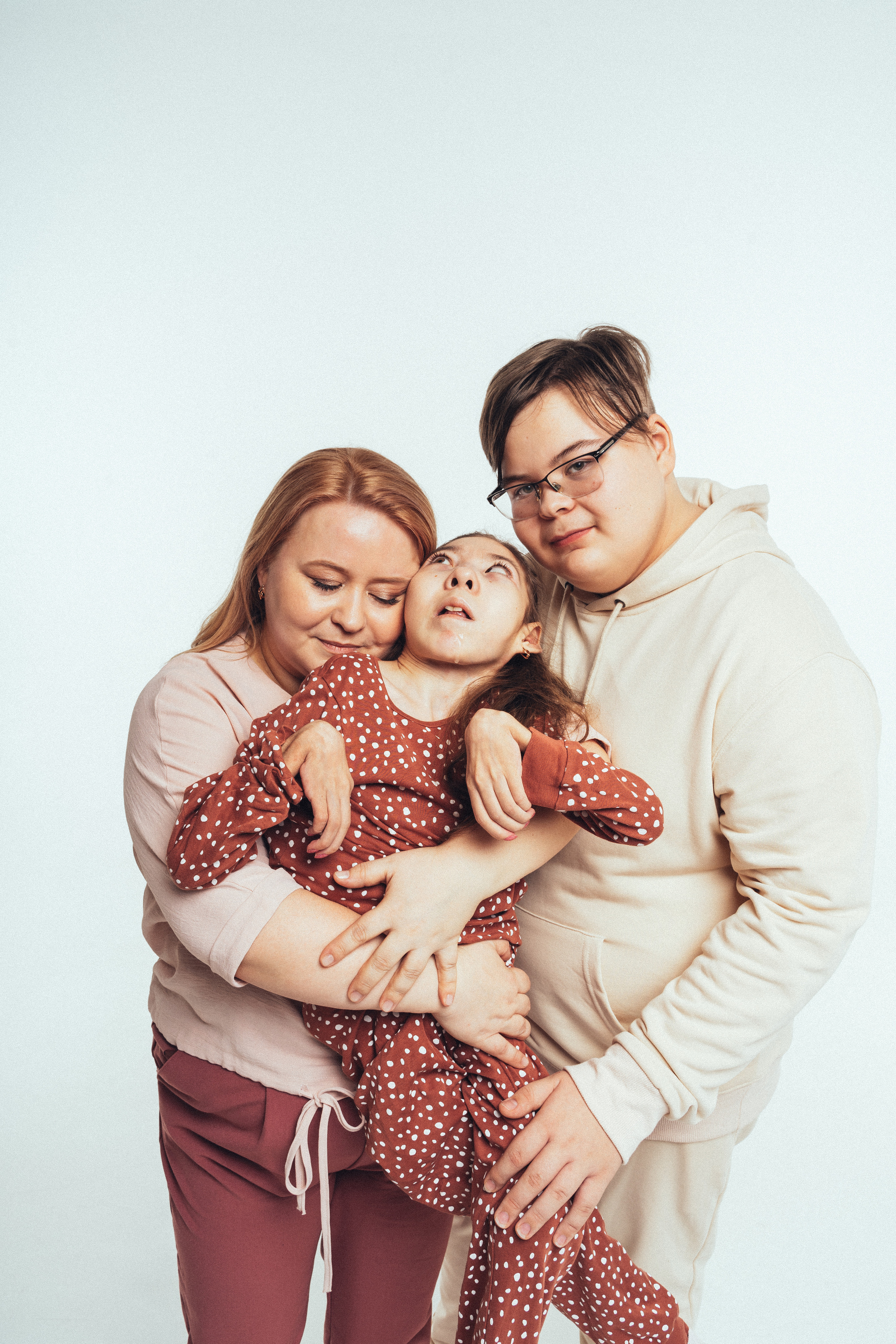 Лейсан, Сабрина и Сабрэн. Благотворительный фотопроект «Любить до неба». Женский и семейный лайфстайл фотограф в Уфе Лайт Альбина