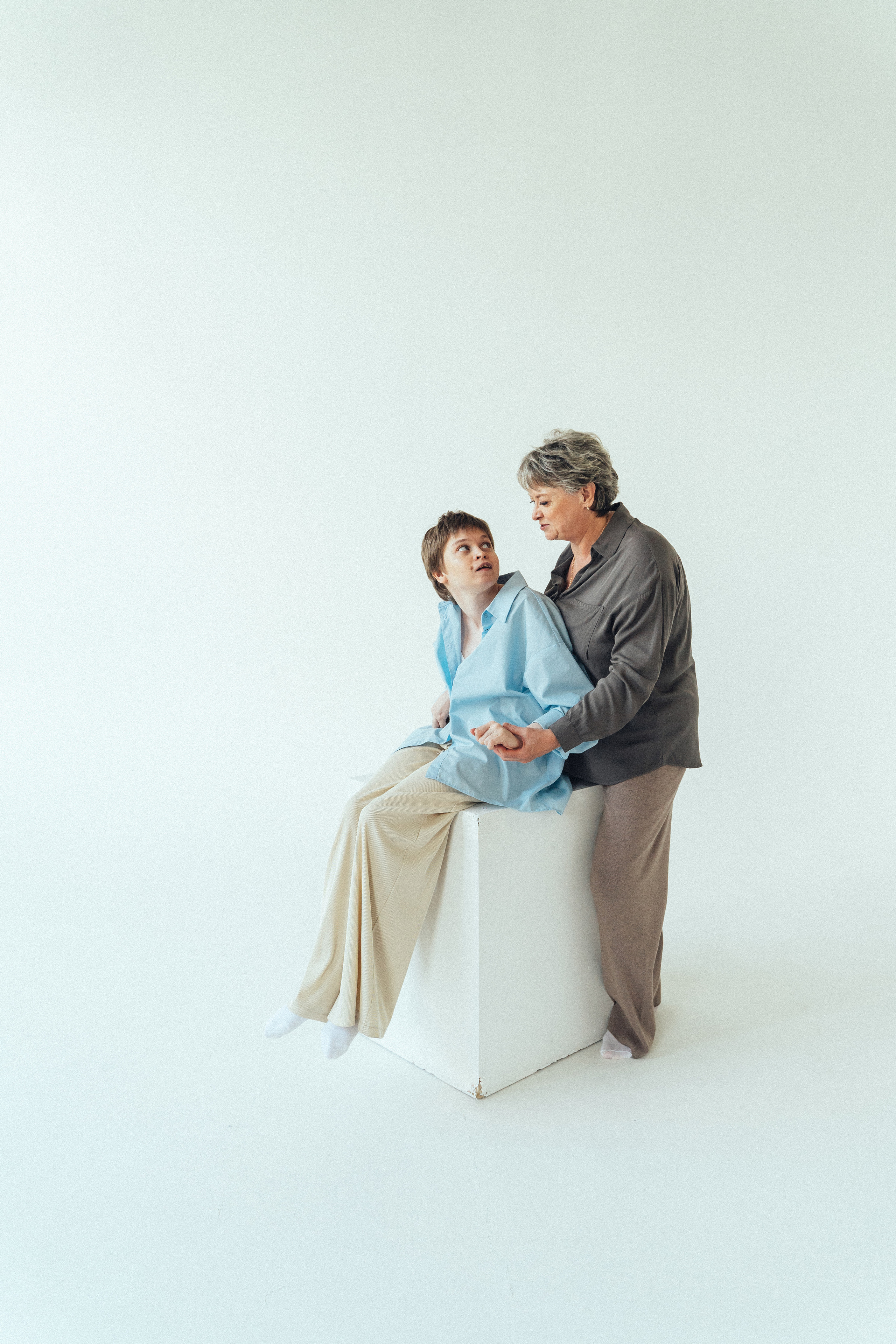 Мама Альфия и Аделя. Благотворительный фотопроект «Любить до неба». Женский и семейный лайфстайл фотограф в Уфе Лайт Альбина