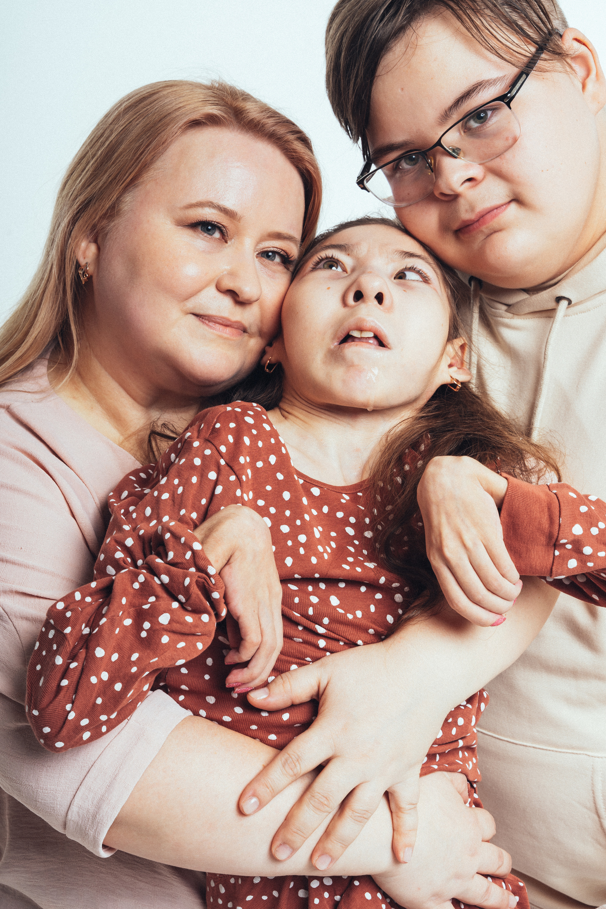 Лейсан, Сабрина и Сабрэн. Благотворительный фотопроект «Любить до неба». Женский и семейный лайфстайл фотограф в Уфе Лайт Альбина