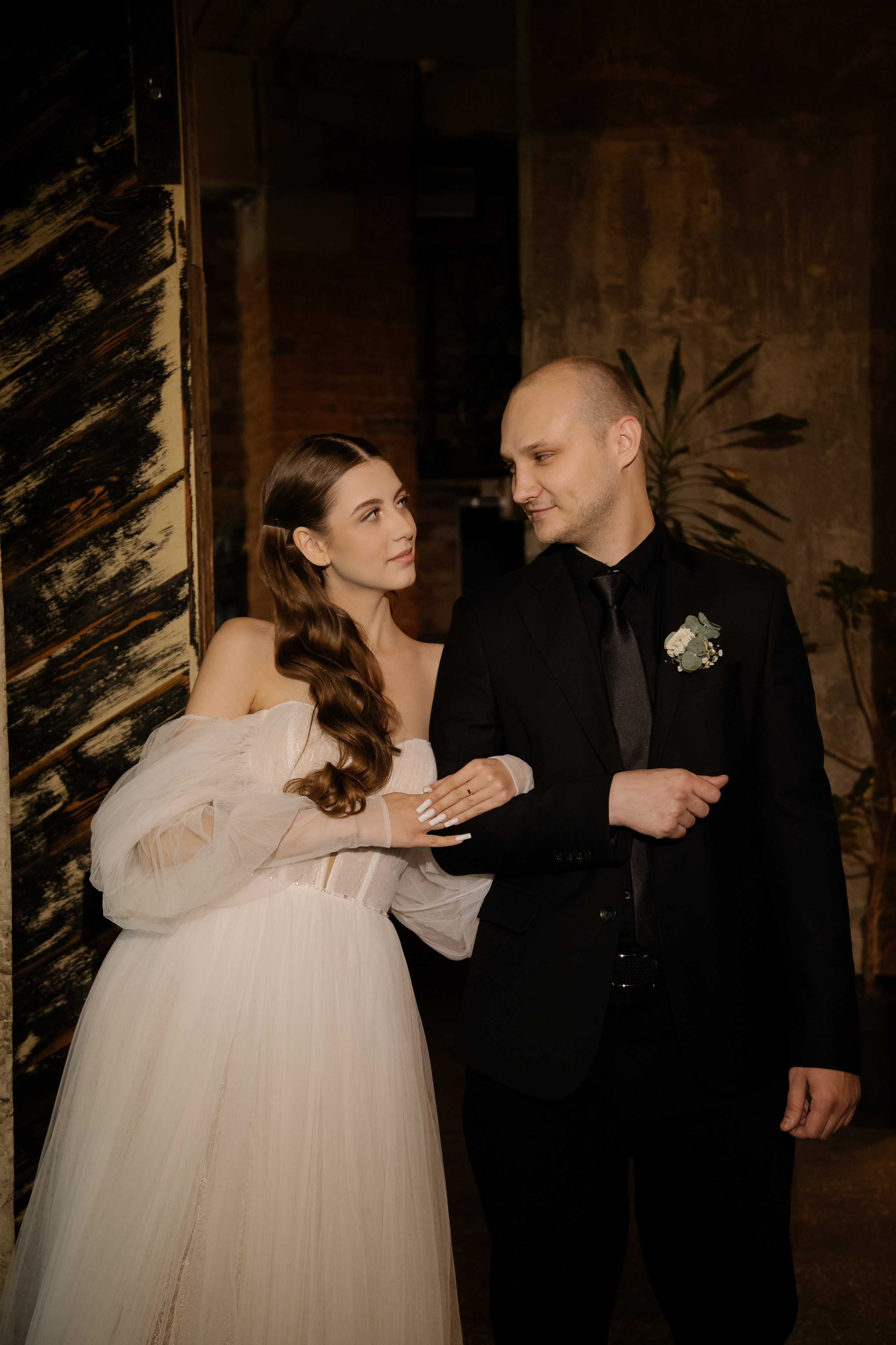 Цветочная локация. Свадебный фотограф Челябинск Полина Чеботарь