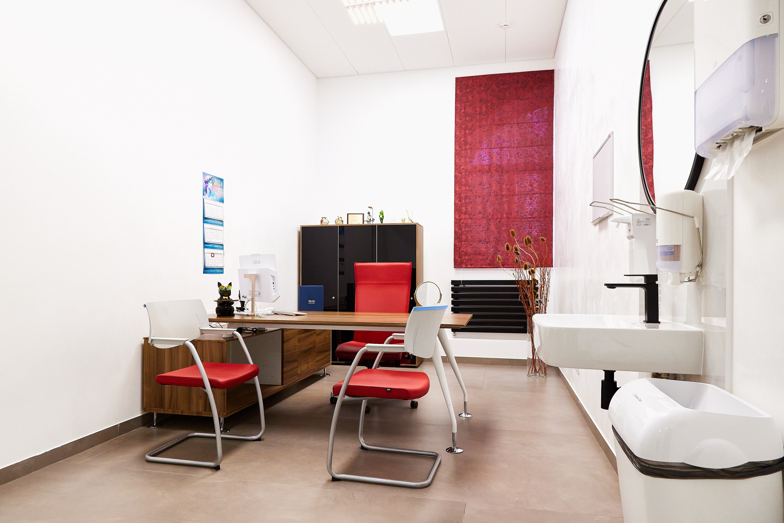 Кабинет пластического хирурга Екимова С. Фотограф Анастасия Леонтьева Санкт-Петербург