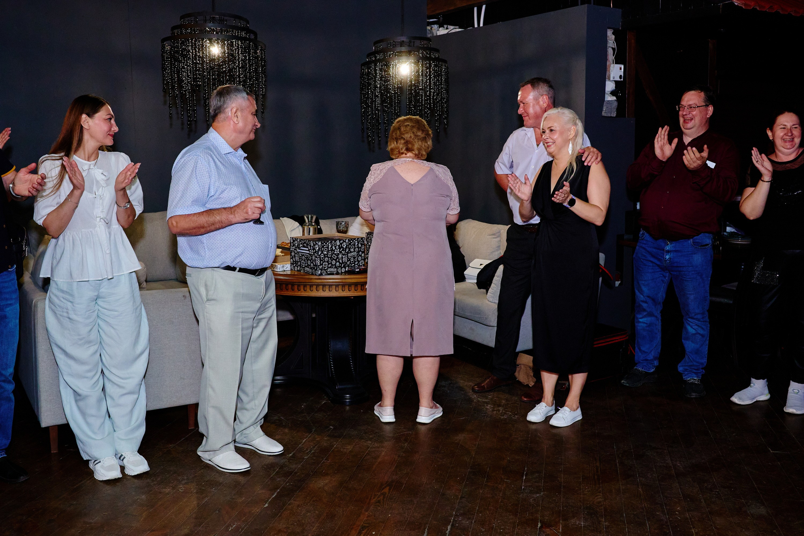 Выпускной 35 Сош. Фотограф Выпускные альбомы Таганрог Сергей Коробченко