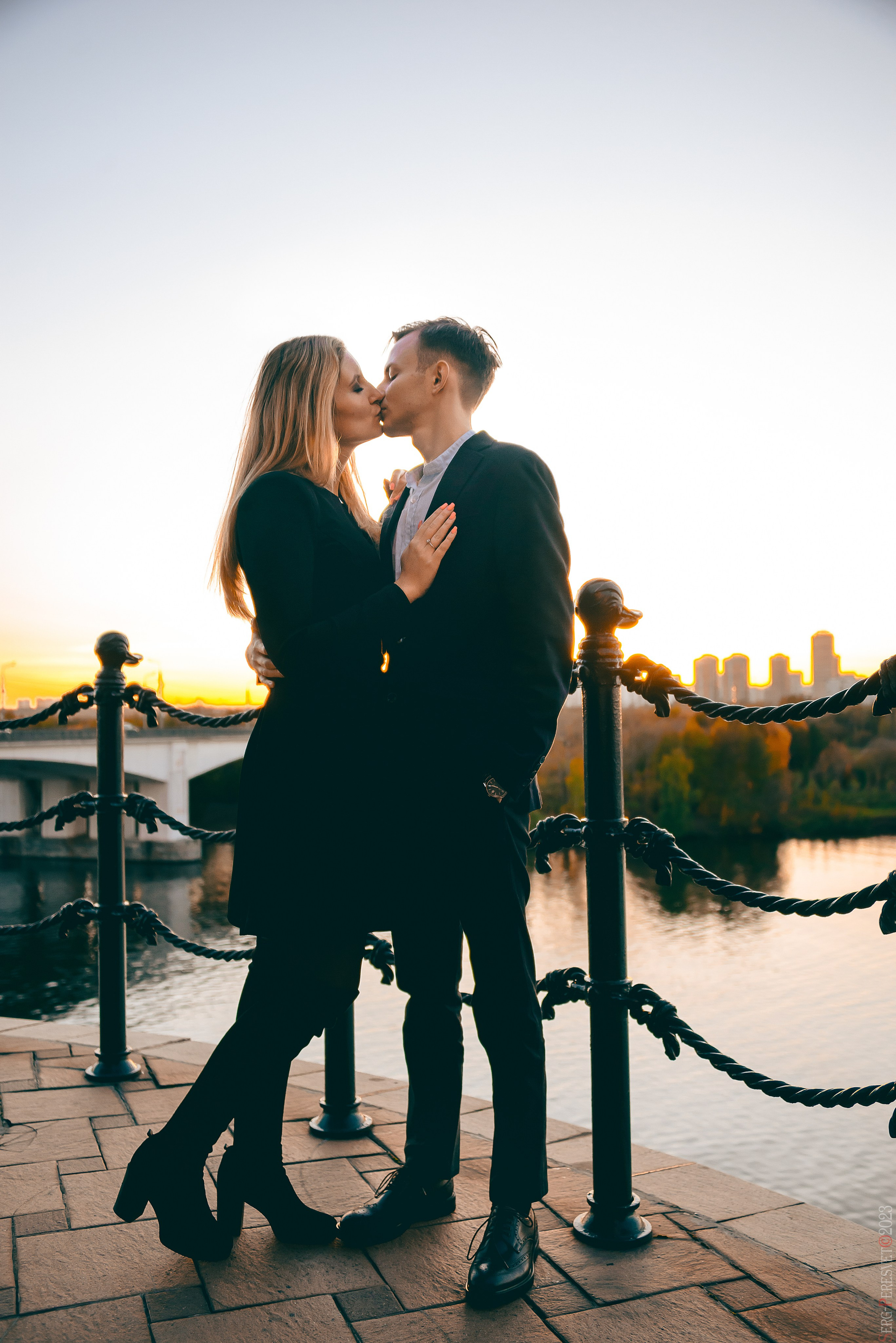 Фотосессия лав стори (love story) в Москве - Сергей Пересвет. Ваш фотограф на праздник в Москве, Раменском, Жуковском, Люберцах