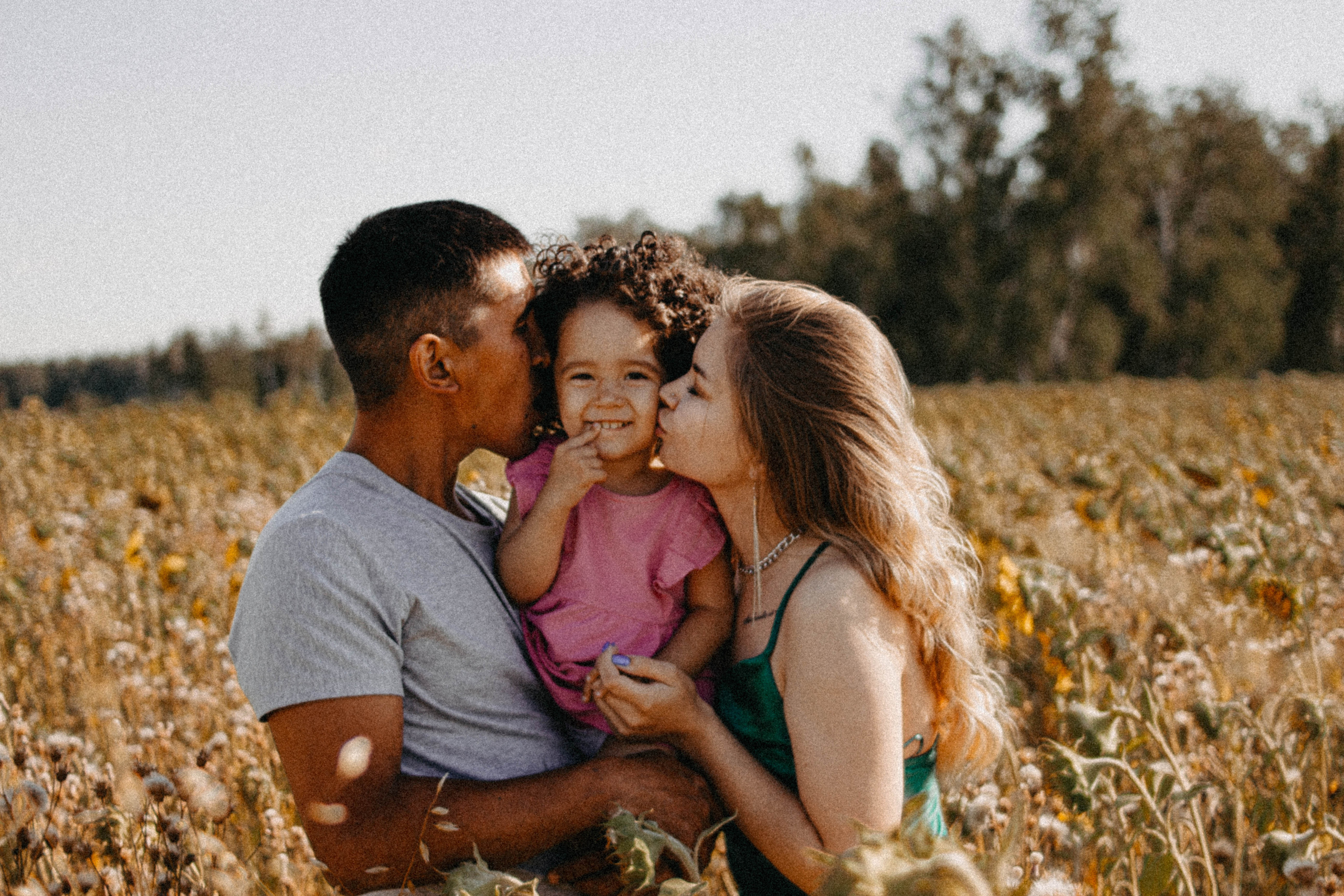 Семейная история в подсолнухах. Свадебный фотограф Челябинск
