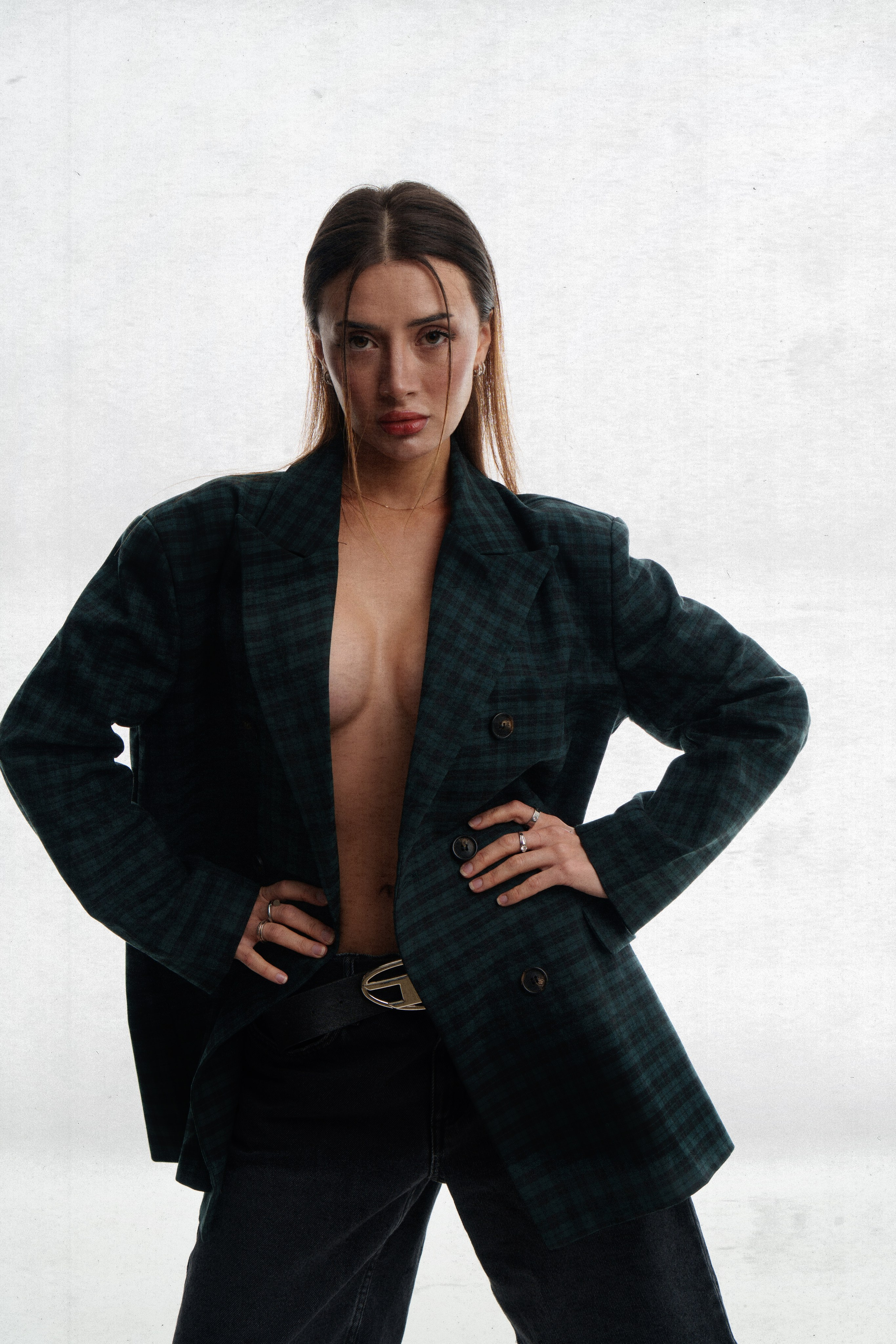 В студии. Студийный фотограф в Санкт-Петербурге Кирилл Пинженин