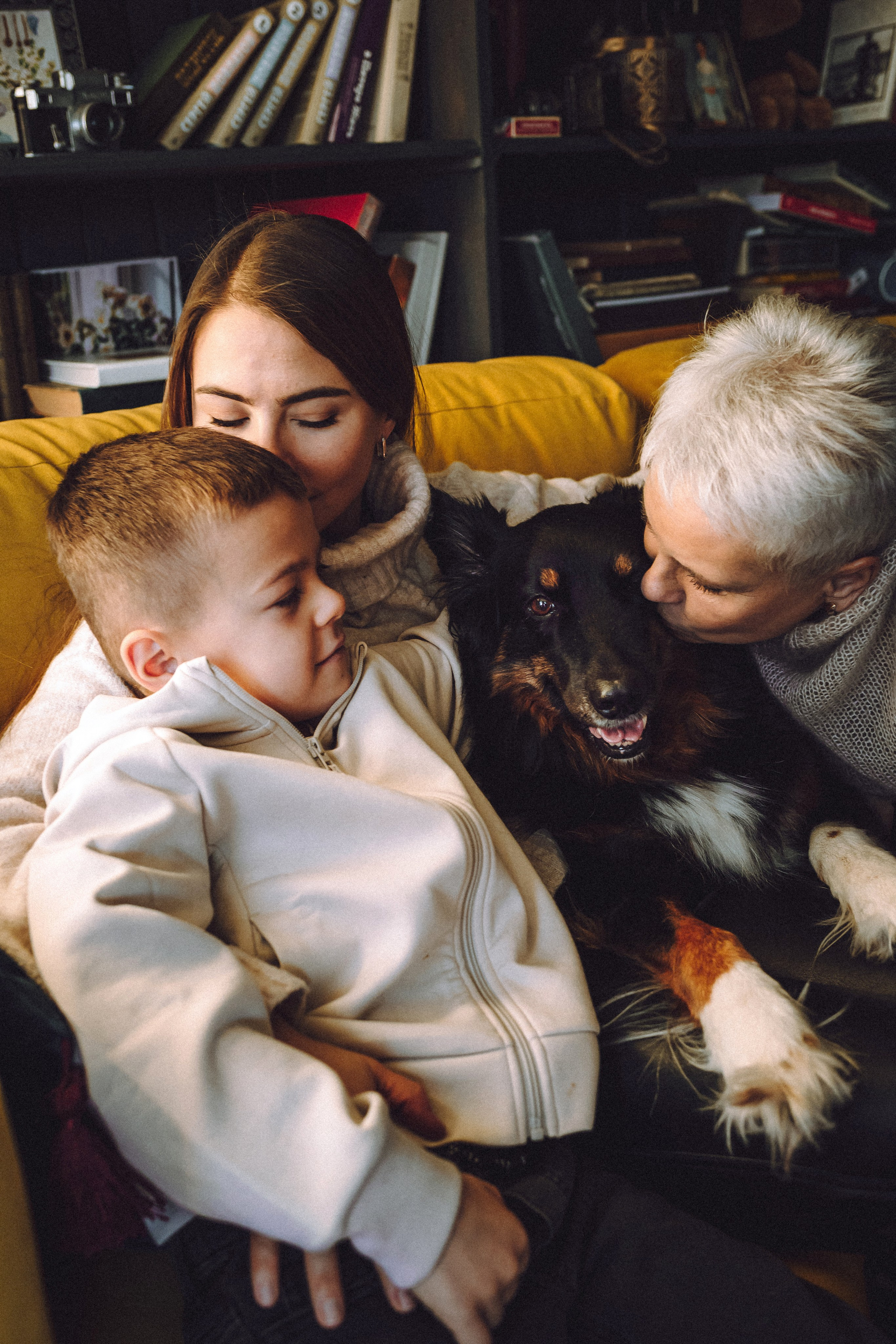 Плюш, Айса и их семья