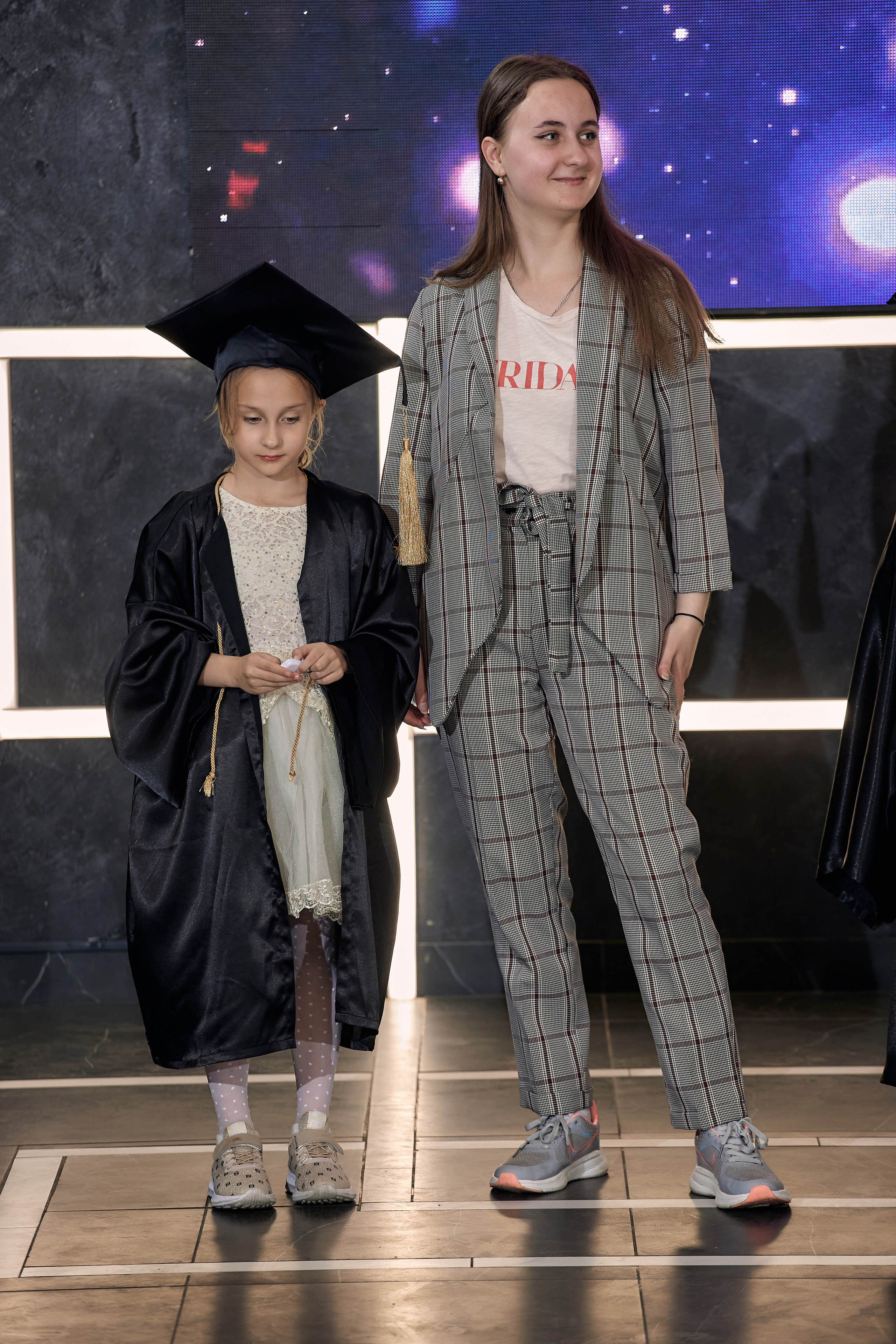 Фотограф на выпускной. Свадебный репортажный и фуд фотограф в Барнауле Гайфулин Виталий