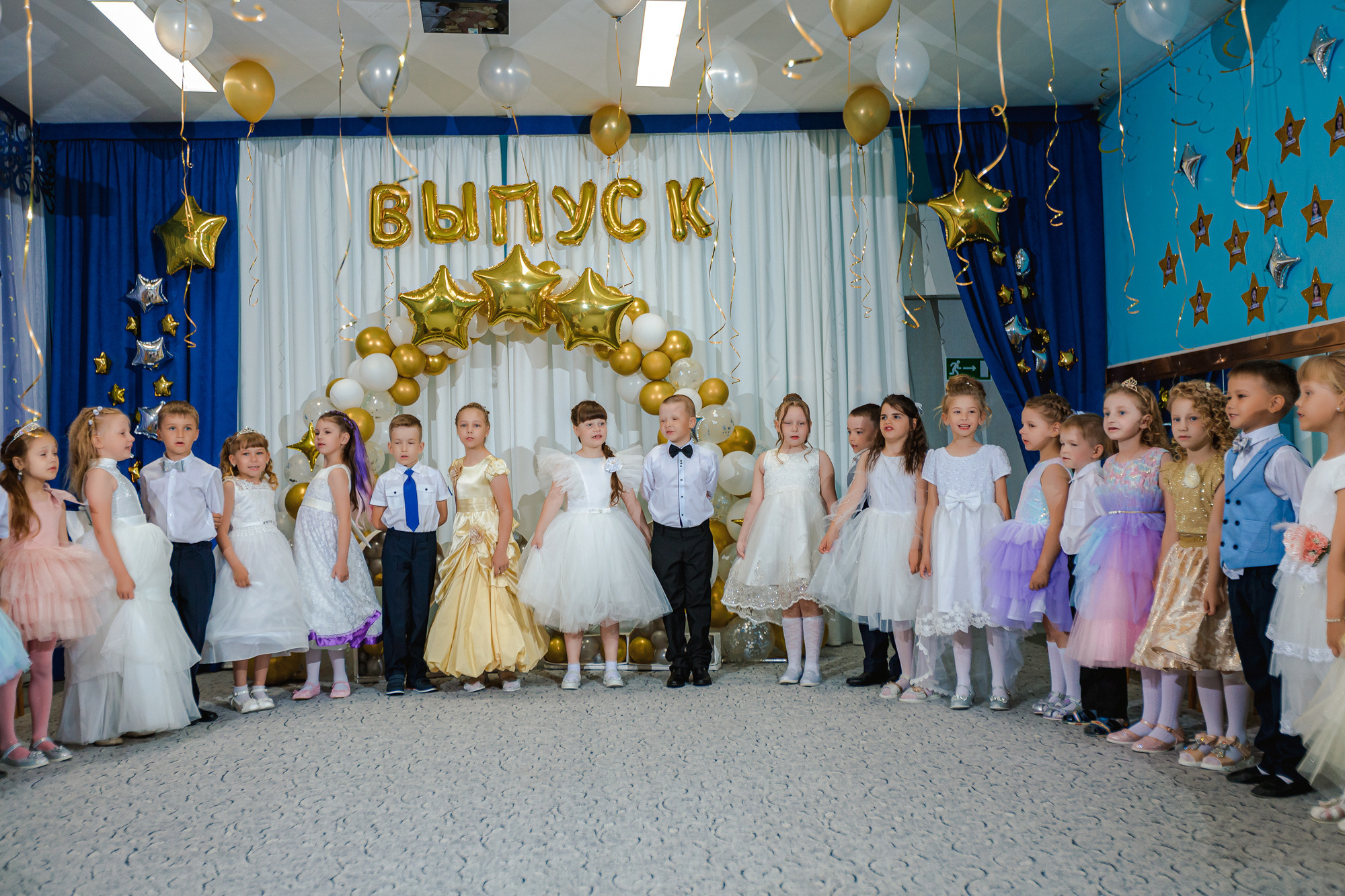 Фотограф на выпускной садик, школа, 1 сентября. Свадебный репортажный и фуд фотограф в Барнауле Гайфулин Виталий