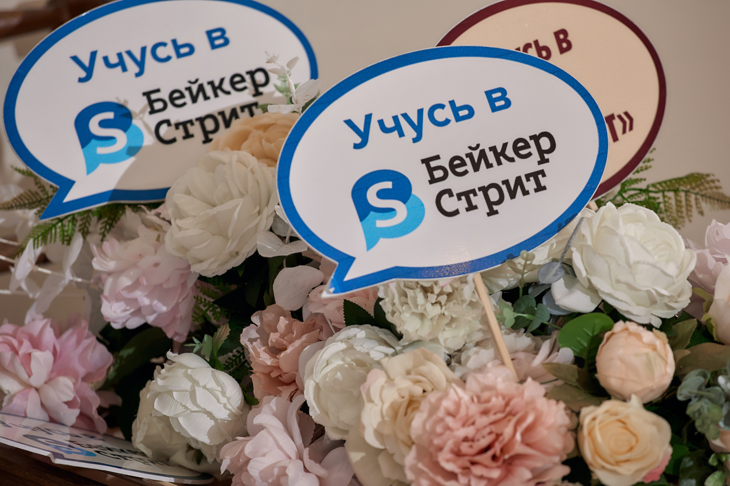 Фотограф на выпускной. Свадебный репортажный и фуд фотограф в Барнауле Гайфулин Виталий