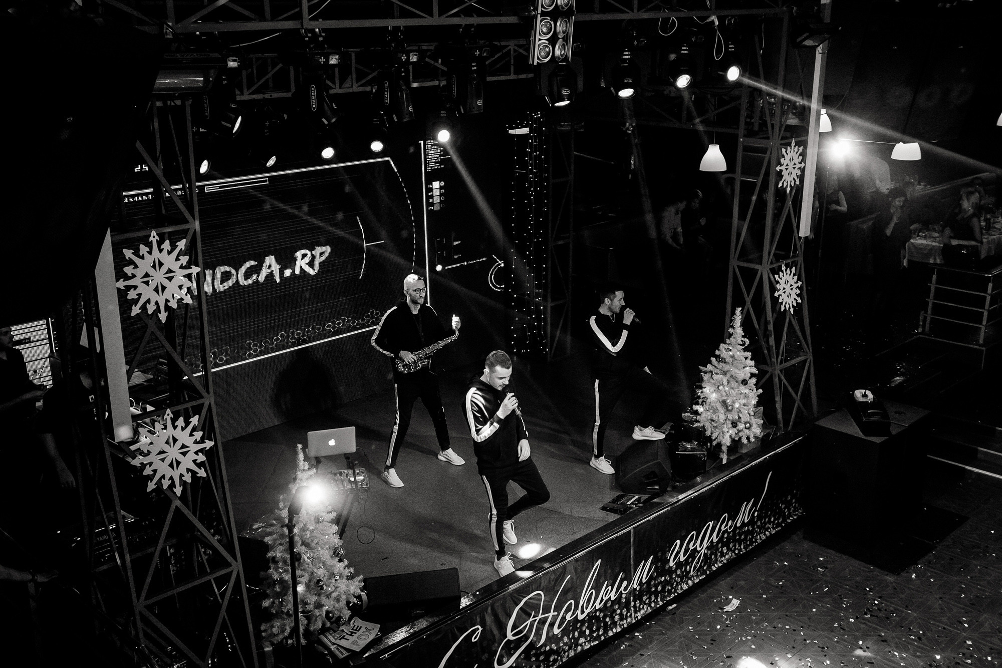 Новогодний корпоратив 300+чел СовкомБанк. Свадебный репортажный и фуд фотограф в Барнауле Гайфулин Виталий